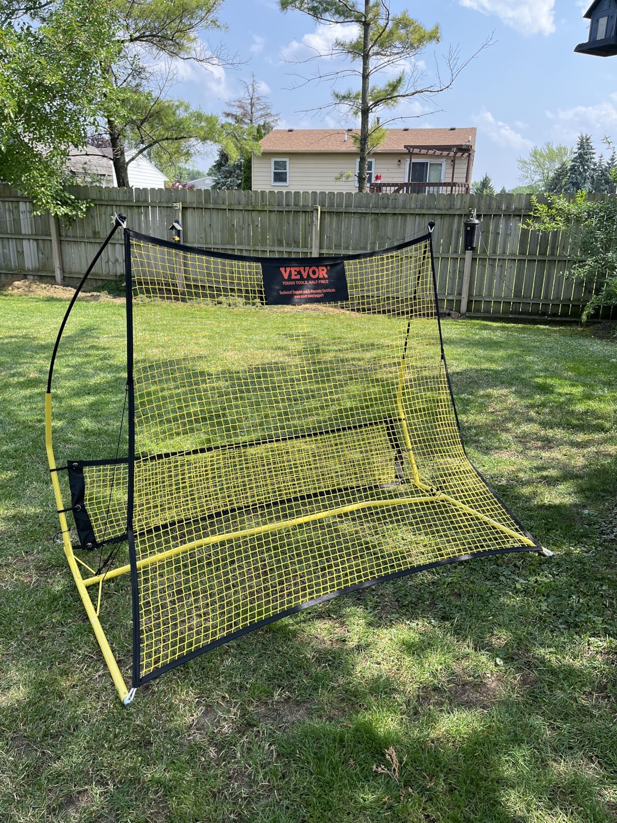 VEVOR Soccer Trainer, Portable Soccer Rebounder Net, Iron Soccer Practice Equipment, Sports Football Rebounder Wall with Portable Bag, Perfect for Team Solo Training, Passing, Volley customer photo 1
