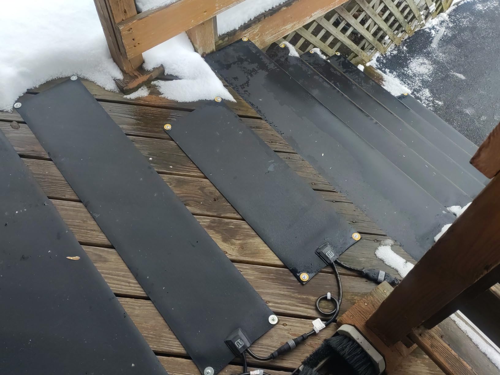 HeatTrak Heated Snow Melting Mats Starter Kit | 1 Walkway Mat, 2 Stair Mats, 1 Power Unit, 1 Cable Extender customer photo 2