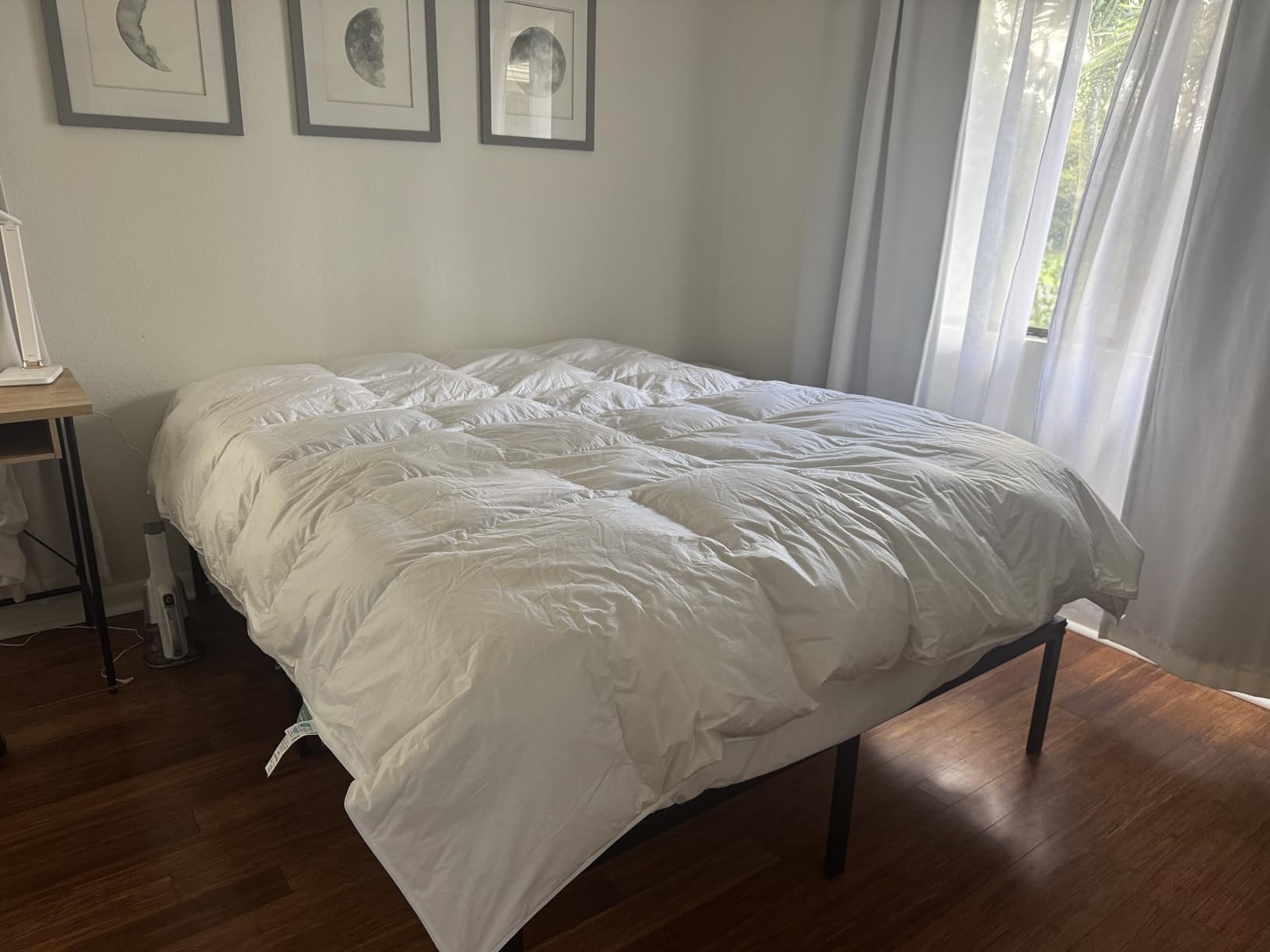 ComfyDown RoyalRest Comforter, 750+ Fill Power, Luxury European Goose Down, 100% Egyptian Cotton Cover with 400 Thread Count, All-Season, Machine Washable - Made in USA customer photo 2