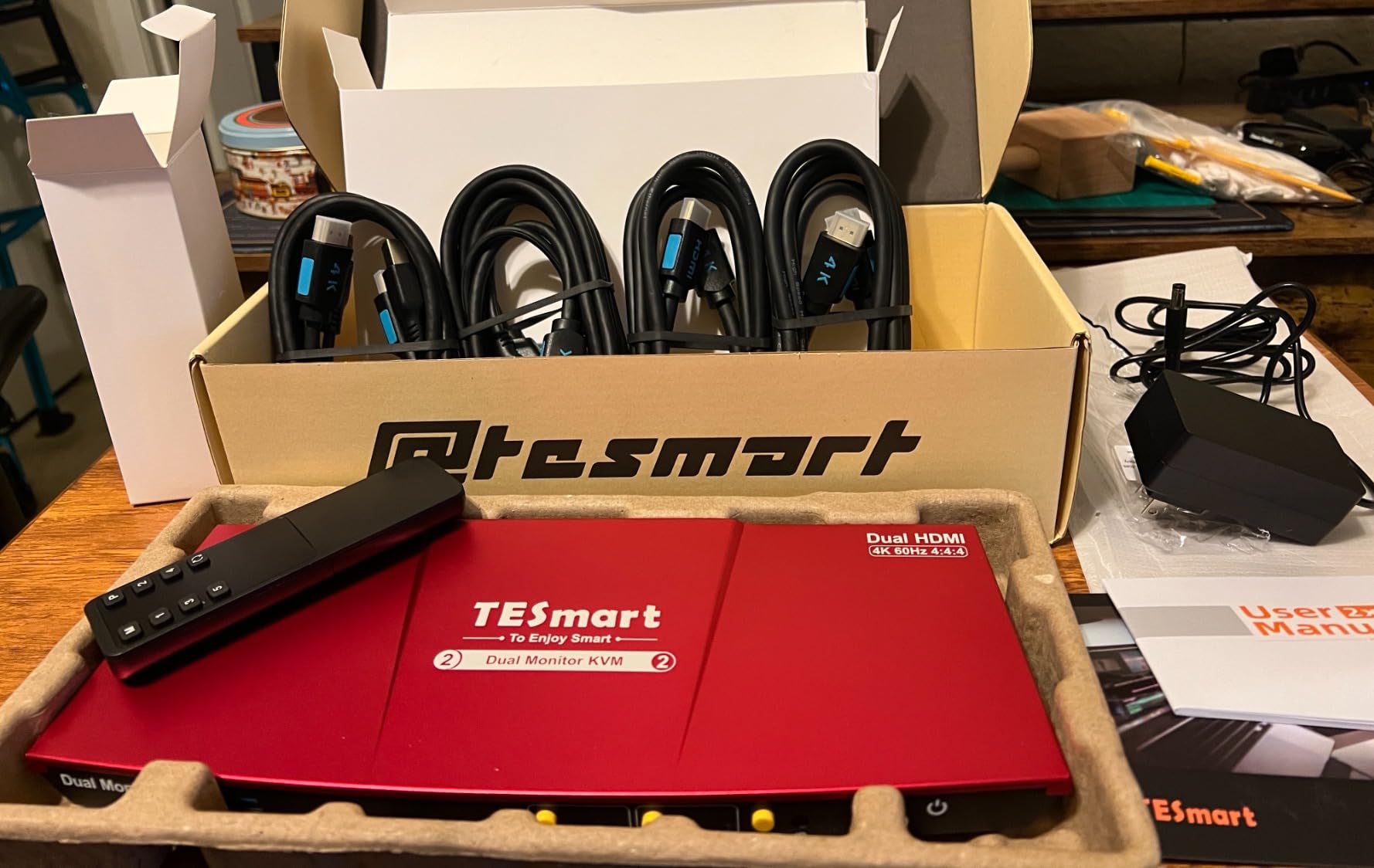 TESmart USB 3.0 HDMI KVM Switch 2 Monitors 2 Computers 4K@60Hz, Dual Monitor KVM Switch HDMI 2 Port Extended Display, Audio&Microphone, EDID Emulators, Hotkey Switch, Button Switch with Input Cables customer photo 2
