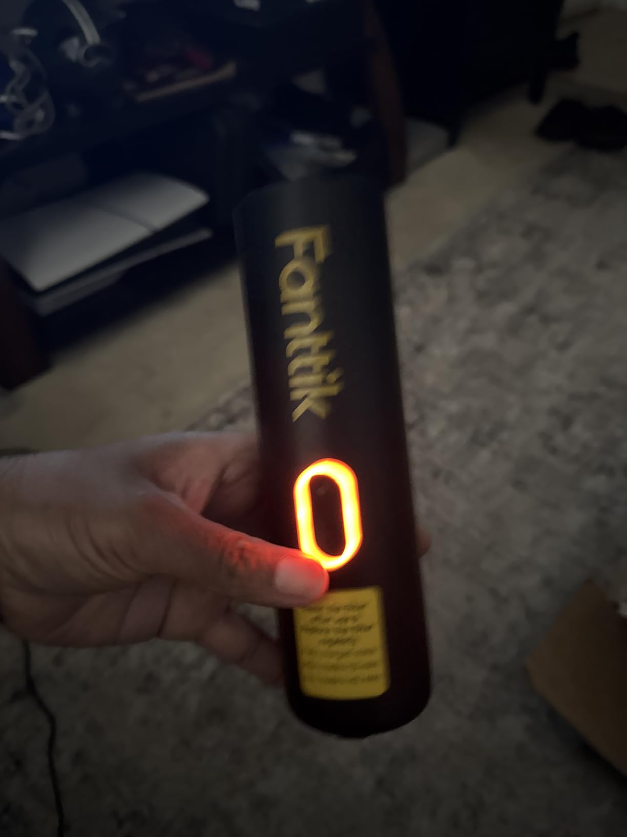 Fanttik Slim V8 APEX Cordless Car Vacuum & Air Duster, 4-in-1 Portable Mini Vacuum with 19000pa Suction Power for Pet Hair, Type-C Charge, One-Touch Empty for Car, Office Desk, Keyboards (Black) customer photo 1