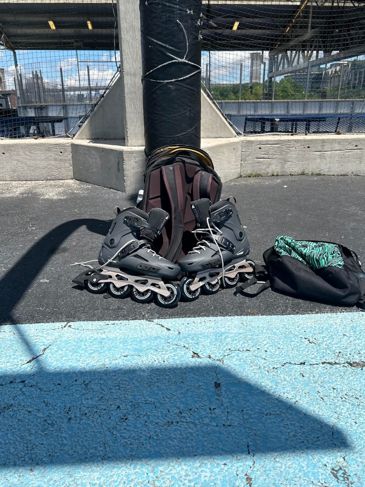 Rollerblade Lightning 90 Men's Urban Inline Skate, Anthracite and Taupe customer photo 1