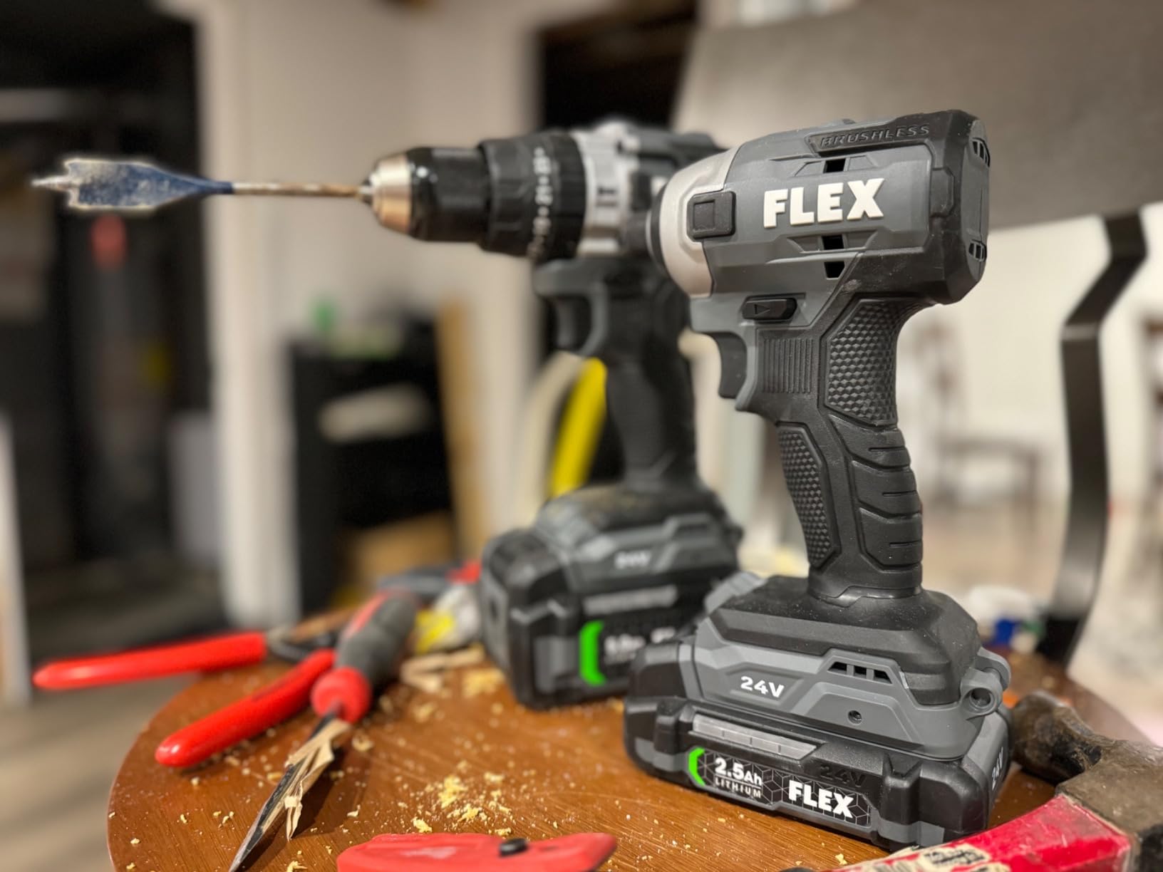 FLEX 24V Brushless Cordless 6-Tool Combo Kit: Hammer Drill, Hex Impact Driver, Circular Saw, Multi-Tool, Reciprocating Saw, Work Light with 2.5Ah, 5.0Ah Lithium Batteries and 160W Charger - FXM601-2B customer photo 2