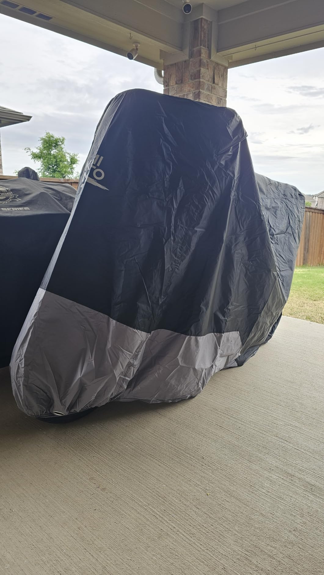 KEMIMOTO 420D Heavy Duty Waterproof Outdoor Motorcycle Cover Side Top Box - Fit Adventure R1250 GS Tenere 700 KLR 650 Africa Twin 1290 Super Adventure Transalp All Weather Windproof Buckle customer photo 1