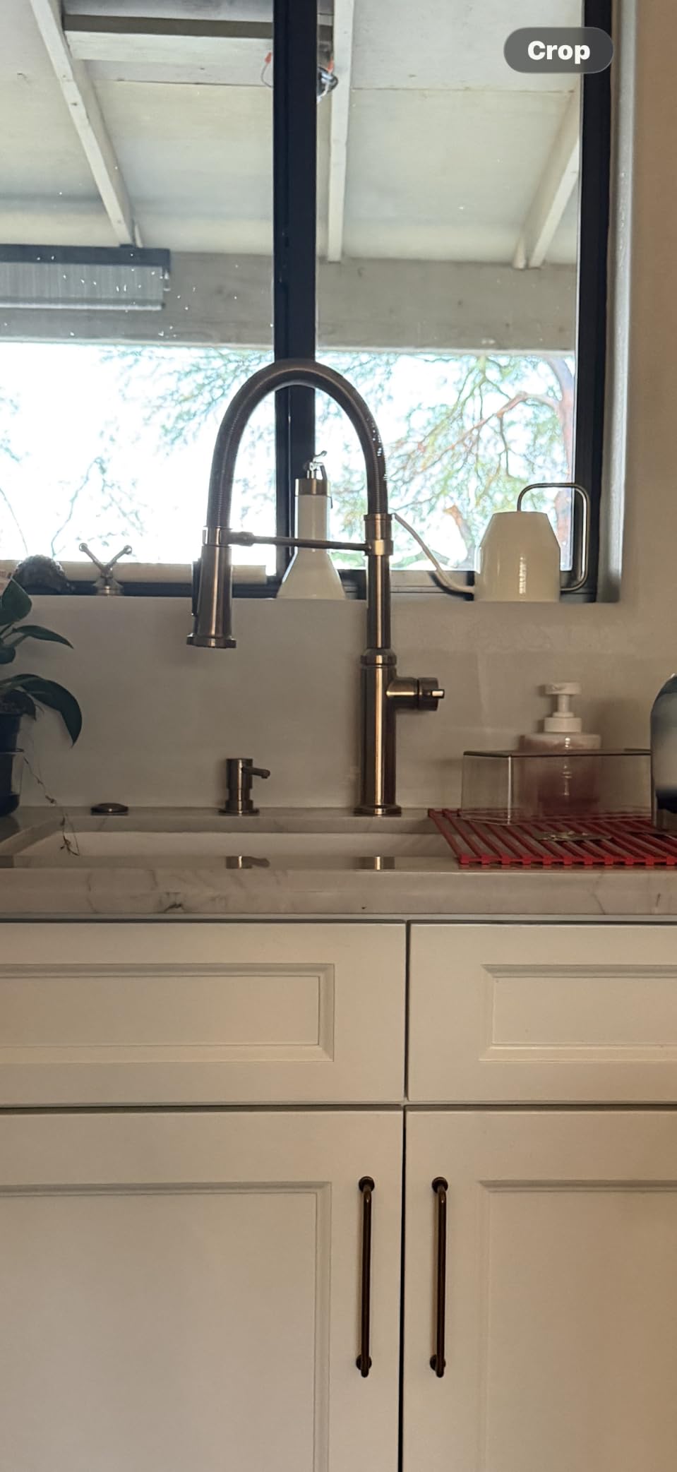 Delta Rhett Pro Style Commercial Kitchen Faucet with Pull Down Sprayer, Chrome Single Hole Kitchen Sink Faucet, Single Handle, Chrome 18829-DST customer photo 1