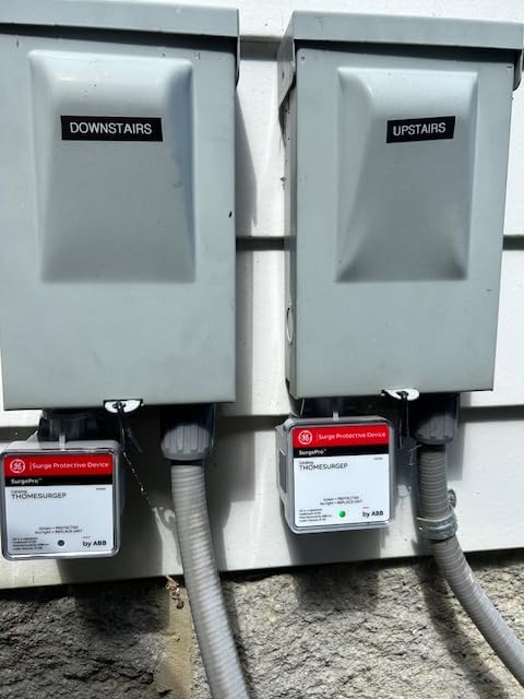 ABB THOMESURGEP - Whole Home Surge Protection Device - Type 1 SPD - NEMA 3R, 36kA Capacity, External Mount, Pigtail, LED Indicator, Universal Load Center Compatible, UL Listed & ANSI Certified customer photo 2