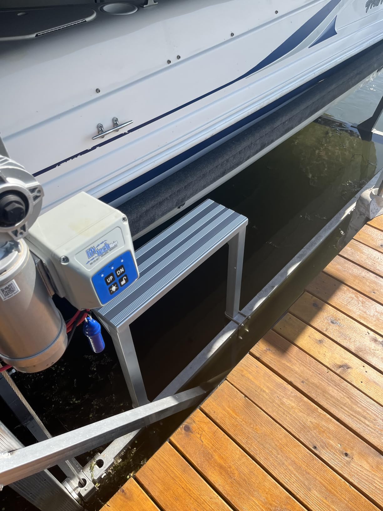 Extreme Max 3006.7129 Boat Lift Step-Over customer photo 2