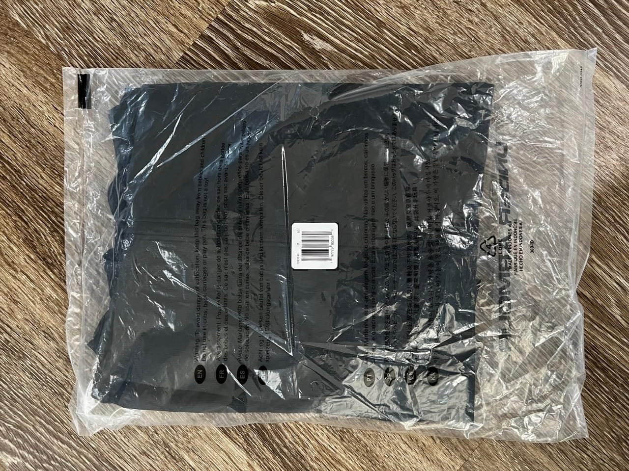 Under Armour Rival Woven Windbreaker customer photo 2