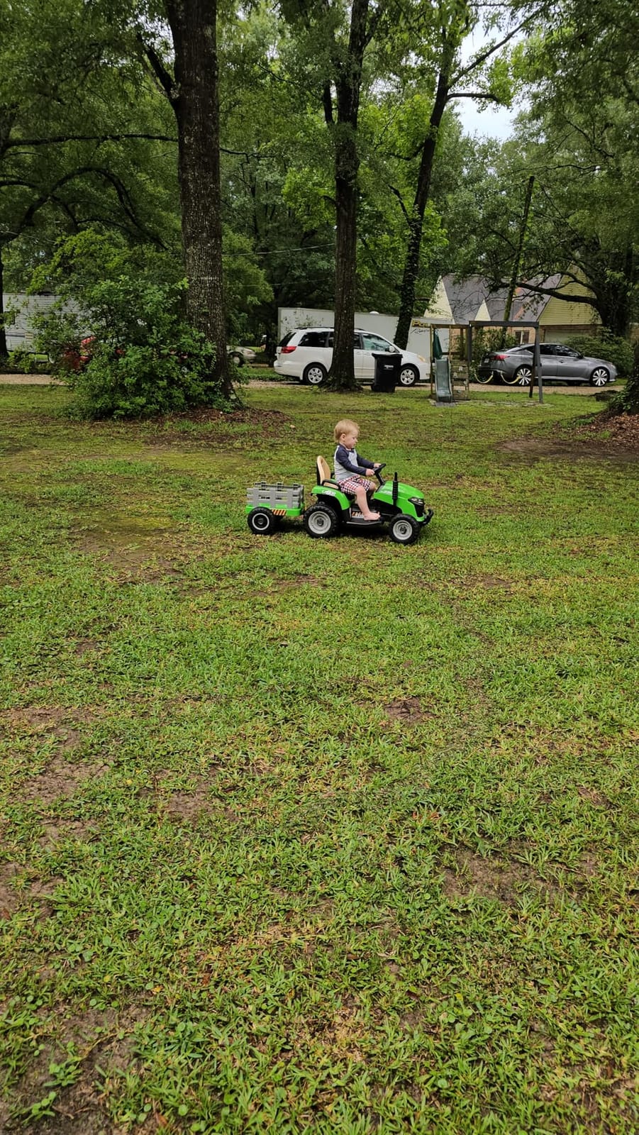 ARBELI 12V 7AH Kids Ride On Tractor w/Trailer & Remote Control, Green | Ride on toys for kids ages 2-5, dual 45w motors, shifter, 66lbs weight capacity, bluetooth music, birthday gift customer photo 1