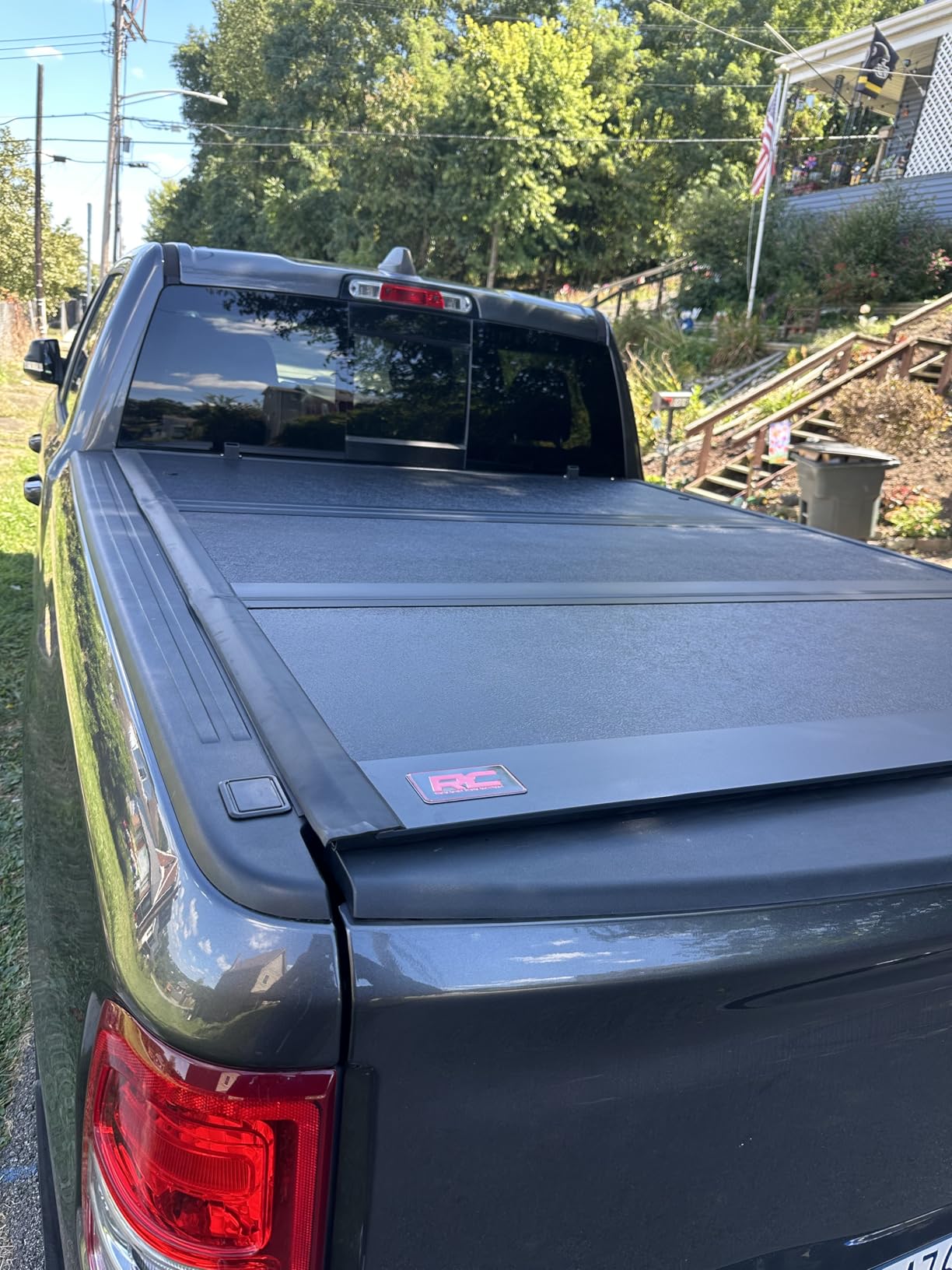 Hard Low Profile Tri-Fold Tonneau Cover for Ram 1500 (2019-2026) & 1500 TRX (2021-2024) - Flush Mount Aluminum Bed Cover customer photo 1