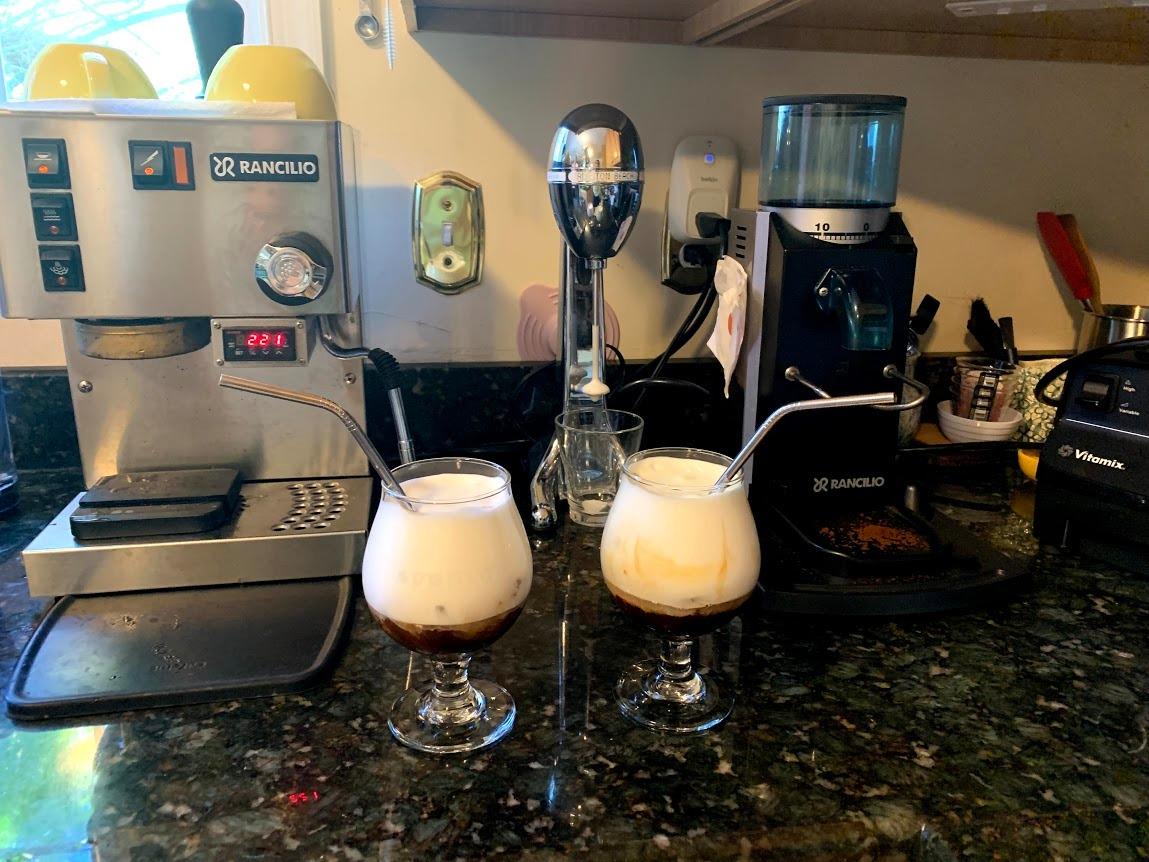 Hamilton Beach DrinkMaster Retro Milkshake Maker & Electric Drink Mixer | 2 Speeds | Extra-Large 28 oz. Stainless Steel Cup | Mint | 732 customer photo 1