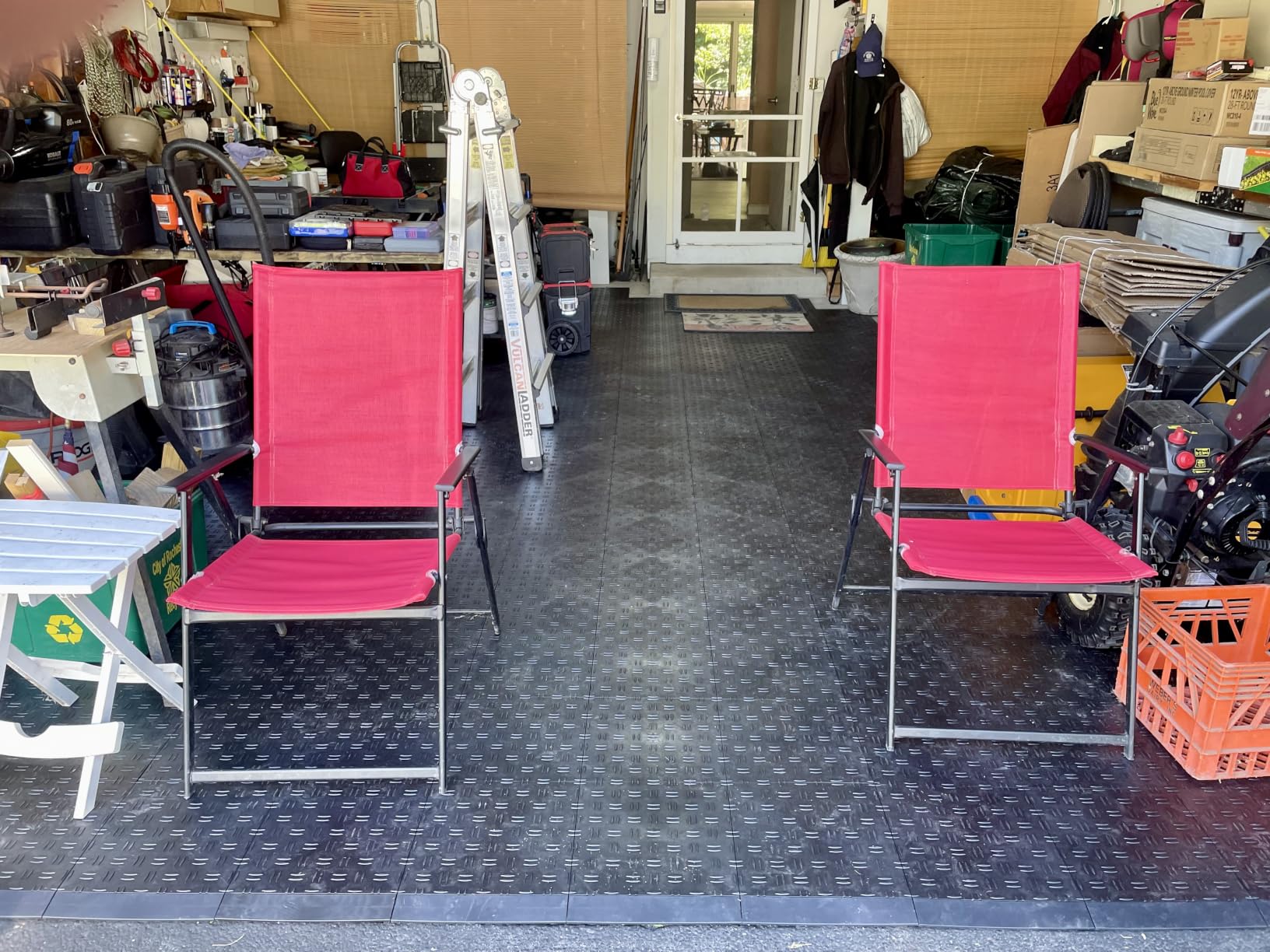 VEVOR Garage Floor Tiles 12 x 12 x 0.53 inch, Interlocking Design Double-Sided Texture Non-Slip Sturdiness, for Garages, Basements, Repair Shops, Black, 50 Pack customer photo 1