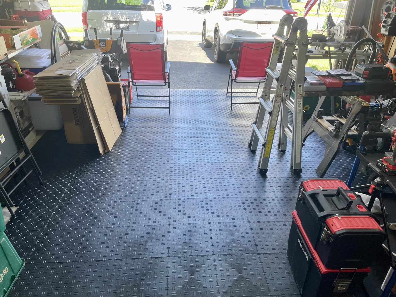 VEVOR Garage Floor Tiles 12 x 12 x 0.53 inch, Interlocking Design Double-Sided Texture Non-Slip Sturdiness, for Garages, Basements, Repair Shops, Black, 50 Pack customer photo 2