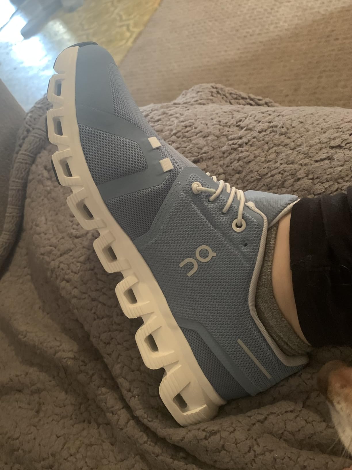 On Women's Cloud 6 customer photo 1