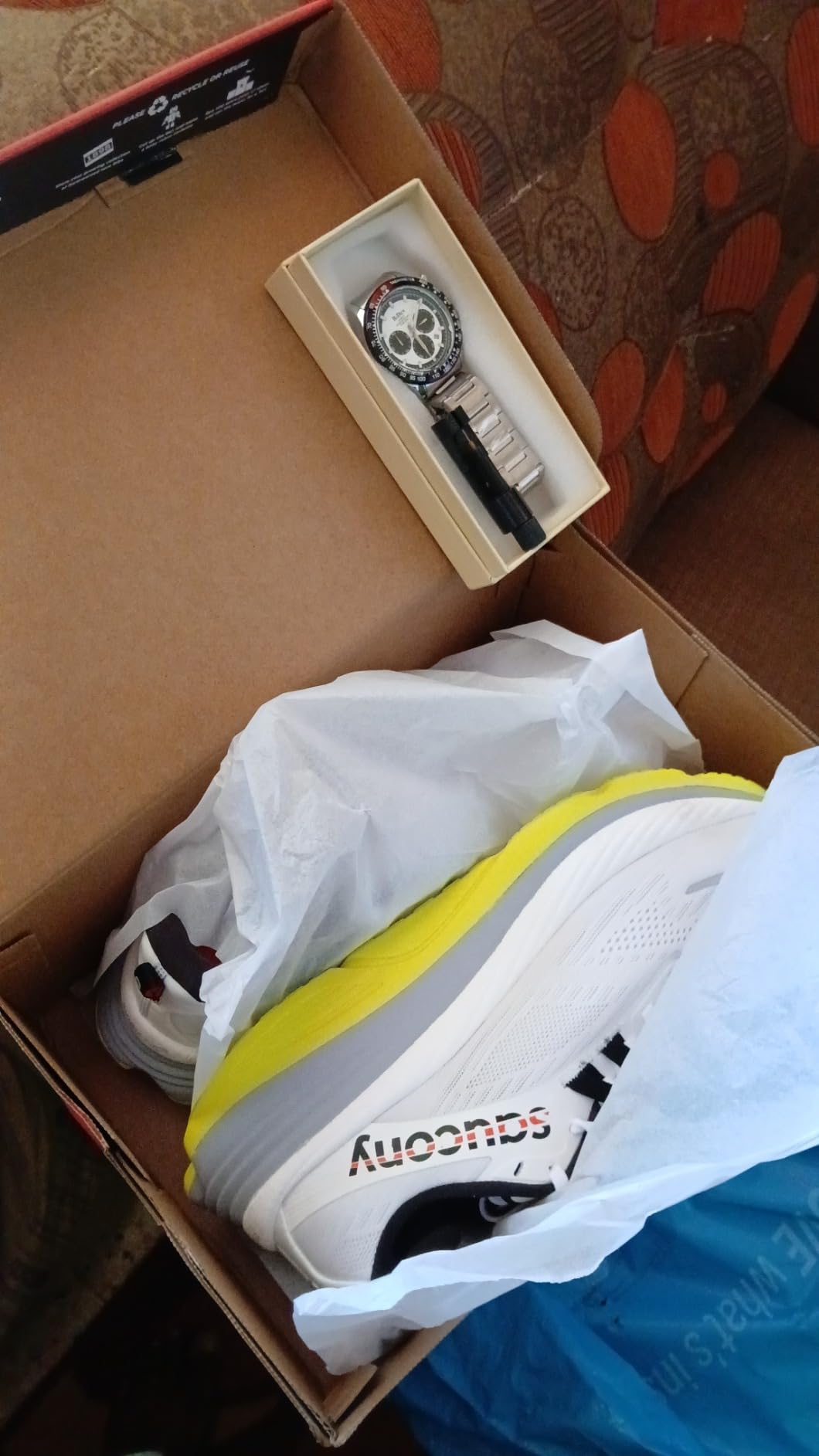 Saucony Men's Hurricane 24 Sneaker customer photo 2