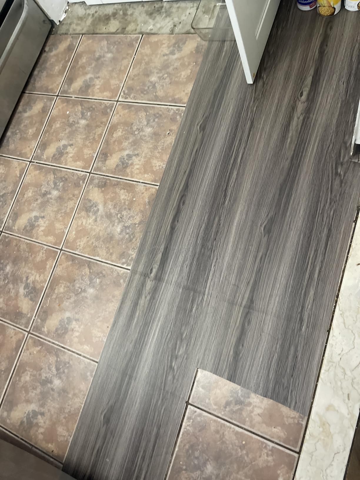 Woodgrain Vinyl Floor Roll, 11.8