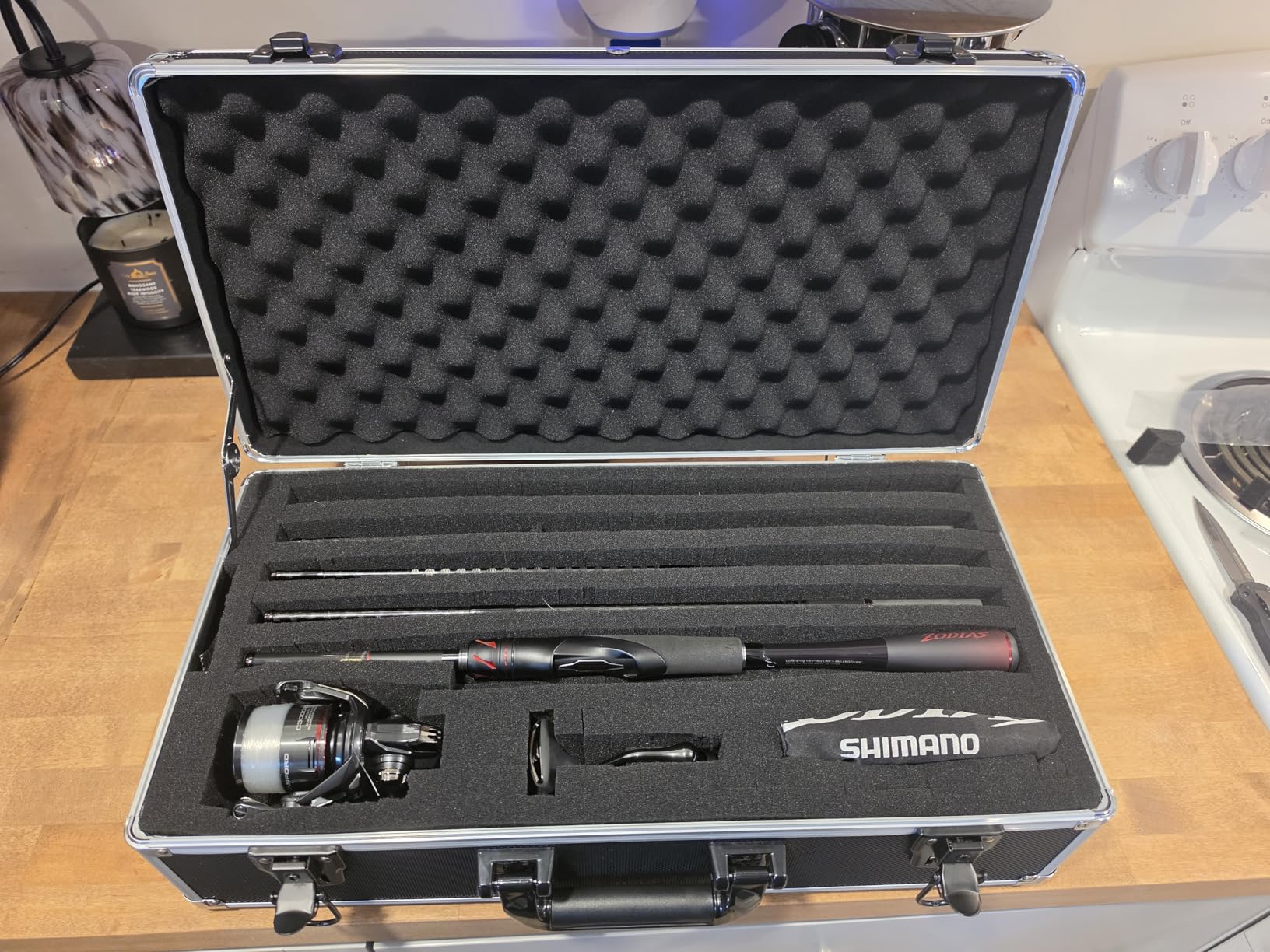 23 Inch Carrying Storage Case | Ideal for Microphone & Camera Gear Transportation, DJ Mixer Case with Customizable Pre-Diced Foam, 23 X 16.5 X 8.6 Inch customer photo 2