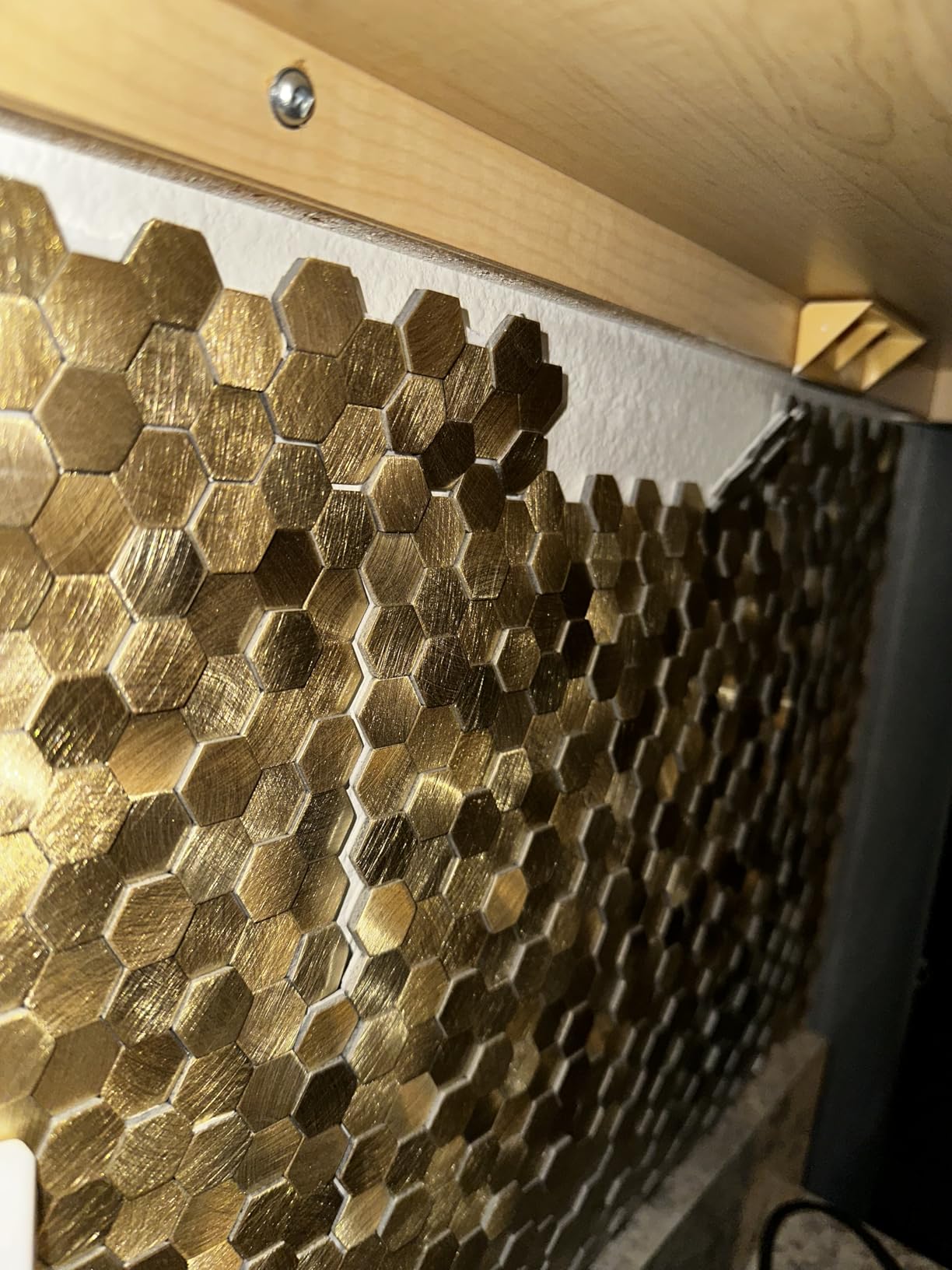 STICKGOO Mosaic Peel and Stick Backsplash Tiles, 8 Sheets, Copper | 3D Self-Adhesive Hexagon Wall Tiles for Kitchen, Bathroom, Laundry and Vanity Backsplashes customer photo 2