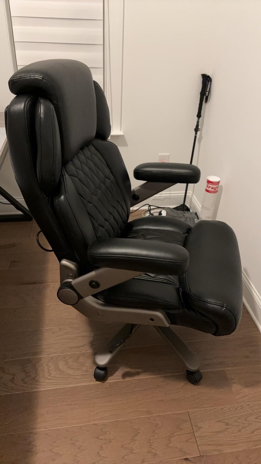 Big and Tall Office Chair 700lbs, Ergonomic High Back Computer Desk Chair | Adjustable Headrest & Lumbar Support, 3D Flip Arms, Large Wheels, Heavy Duty Metal Base, Thick Padded Wide Seat Executive Chair customer photo 1