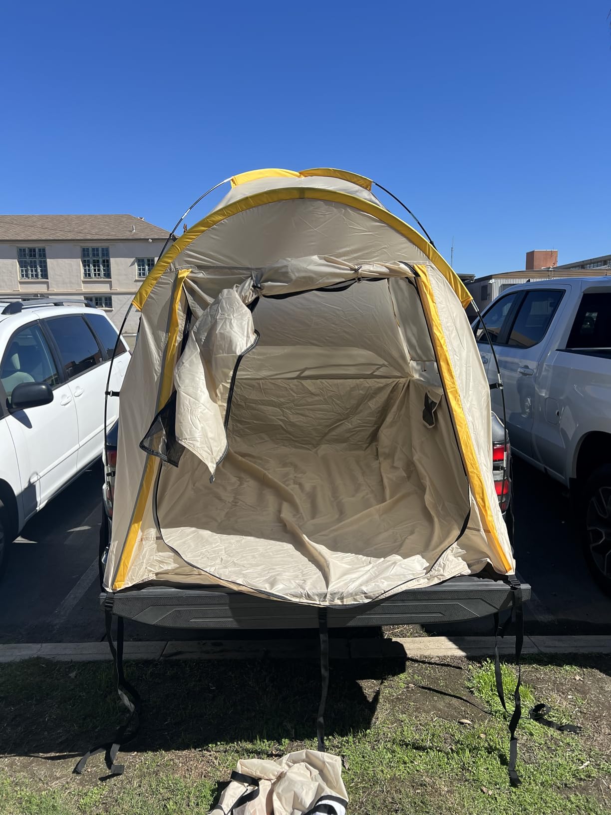 Pickup Truck Tent with Awning Shade, Waterproof PU5000mm Oxford for 5.5-6.3 FT Truck Bed for Camping Travel Outdoor Activities for Chevy Silverado 1500, Ram 1500/Dakota, F150, GMC 1500, Titan, Tundra customer photo 2