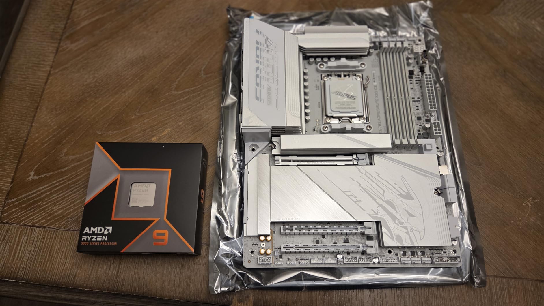 AMD Ryzen 9 9950X 16-Core, 32-Thread Unlocked Desktop Processor customer photo 2