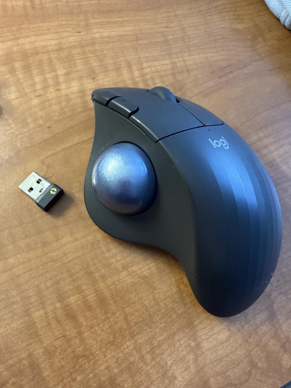Logitech Ergo M575S Wireless Bluetooth Trackball Mouse - Black Silver Ball | Easy thumb control, precise and smooth tracking, Bluetooth and includes Logi Bolt USB receiver, PC Mac compatible customer photo 2