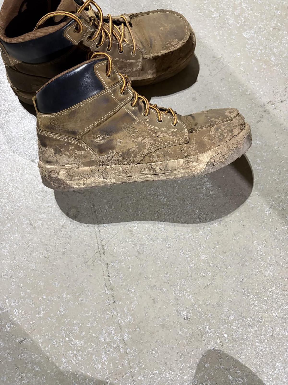 KEEN Utility Men's Gibson Mid Height Composite Toe Work Boots customer photo 1