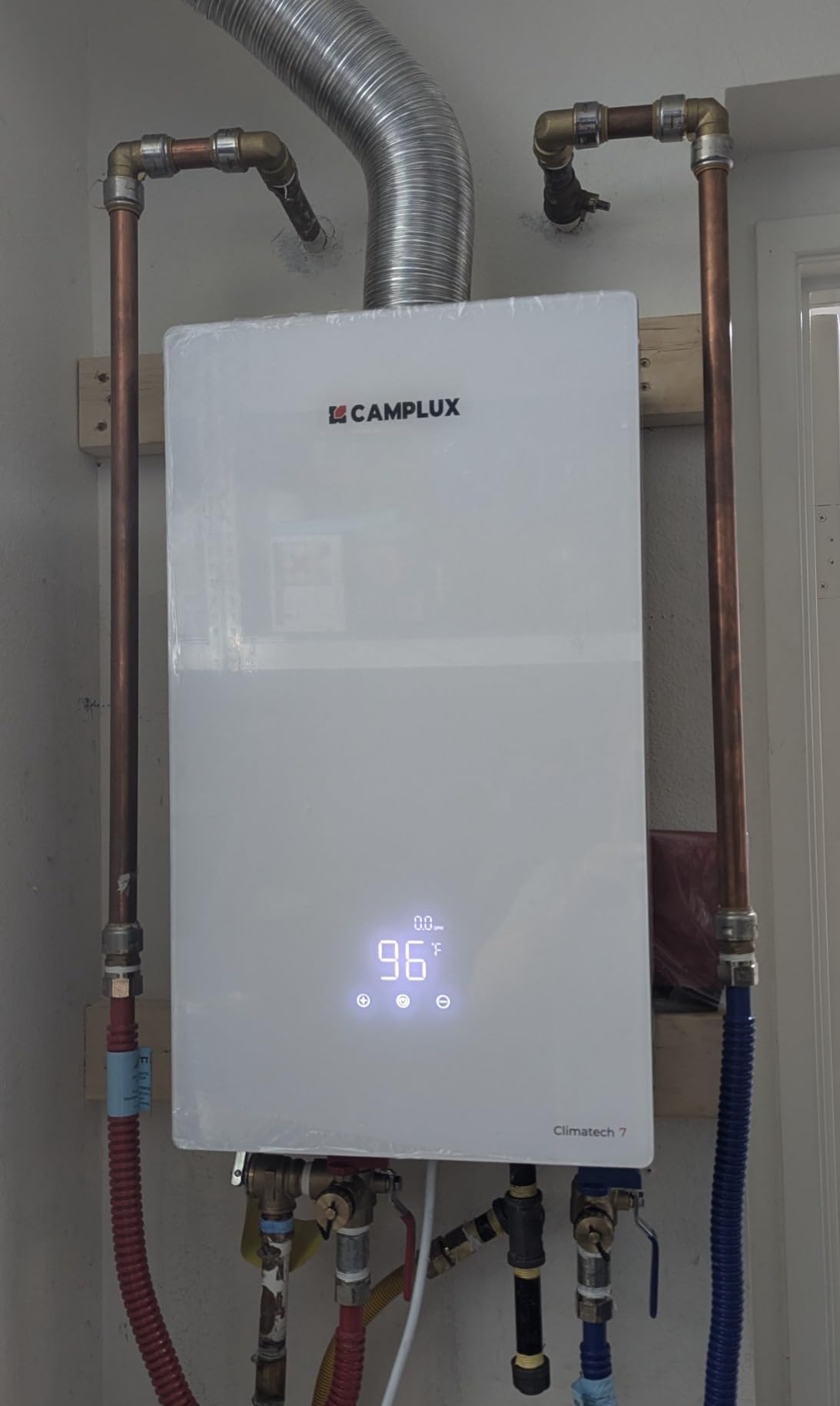 CAMPLUX Climatech 7 170,000 BTU Tankless Water Heater Gas, 6.86 GPM Natural Gas Indoor for Whole House customer photo 1