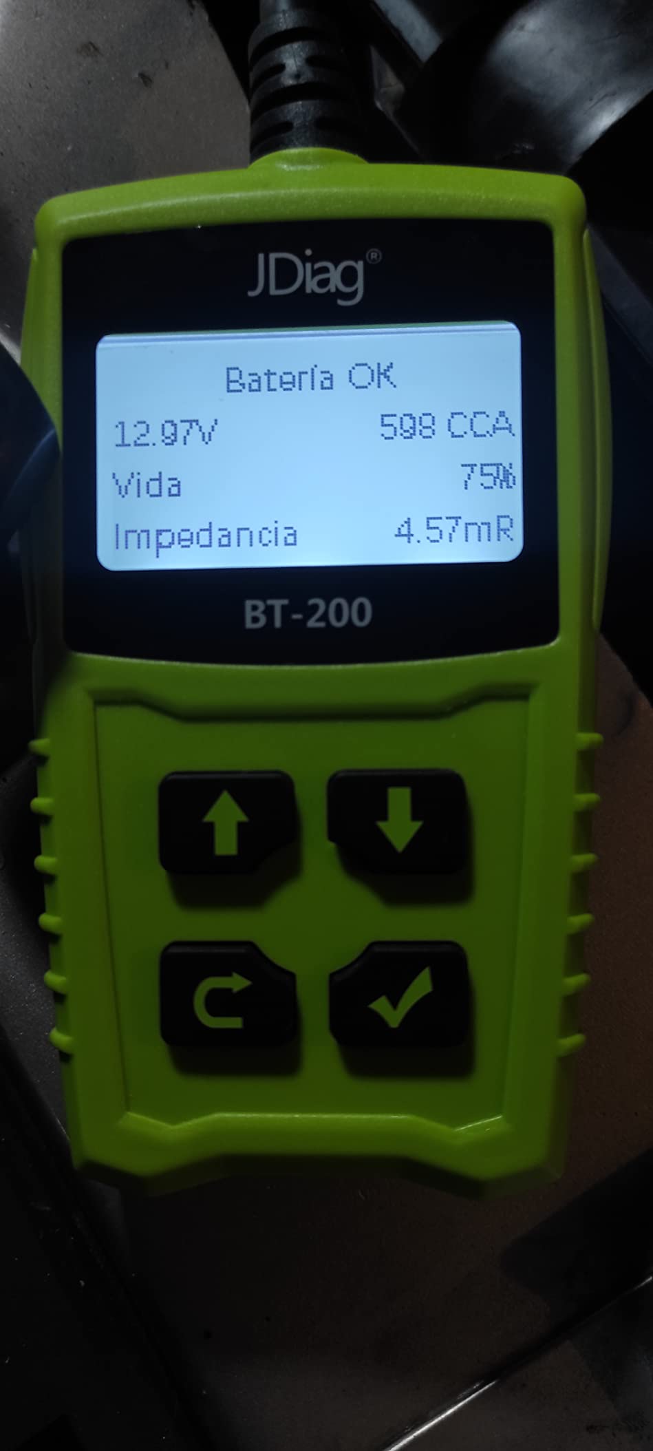 Battery Load Tester 12v Automotive, 20-2000 CCA Car Battery Tester and Alternator Tester for 24V Vehicles, BT300 customer photo 1