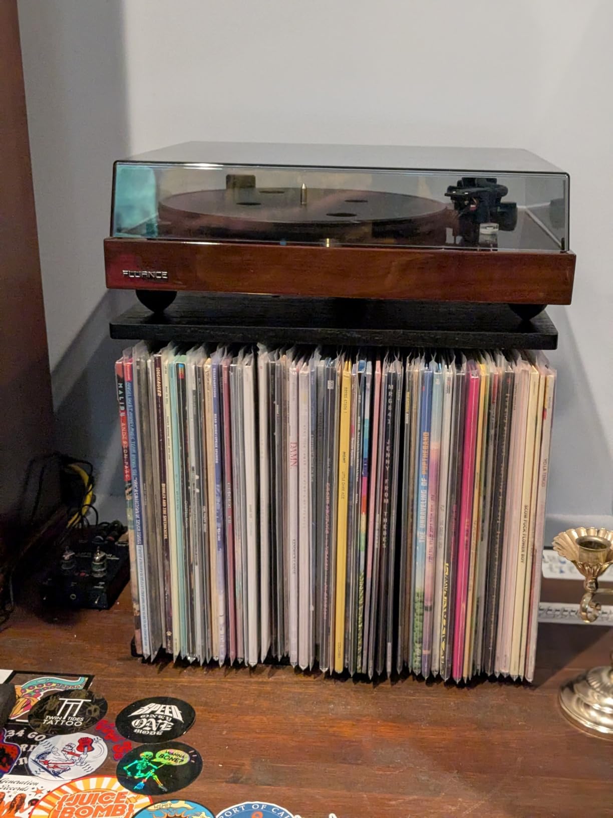 Emfogo Vinyl Record Storage, Record Player Stand Wall Mount Up to 80-100 Albums, 3-Compartment Vinyl Record Holder, Black customer photo 2