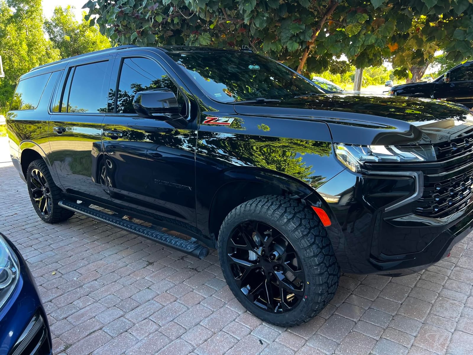 22 Inch Gloss Black Snowflake Replica Wheels Rims with Rugged Terrain Tires TPMS Fits 2000-2026 Chevrolet Silverado Tahoe Suburban Fits 2000-2026 GMC Sierra Yukon SET of 4 customer photo 1