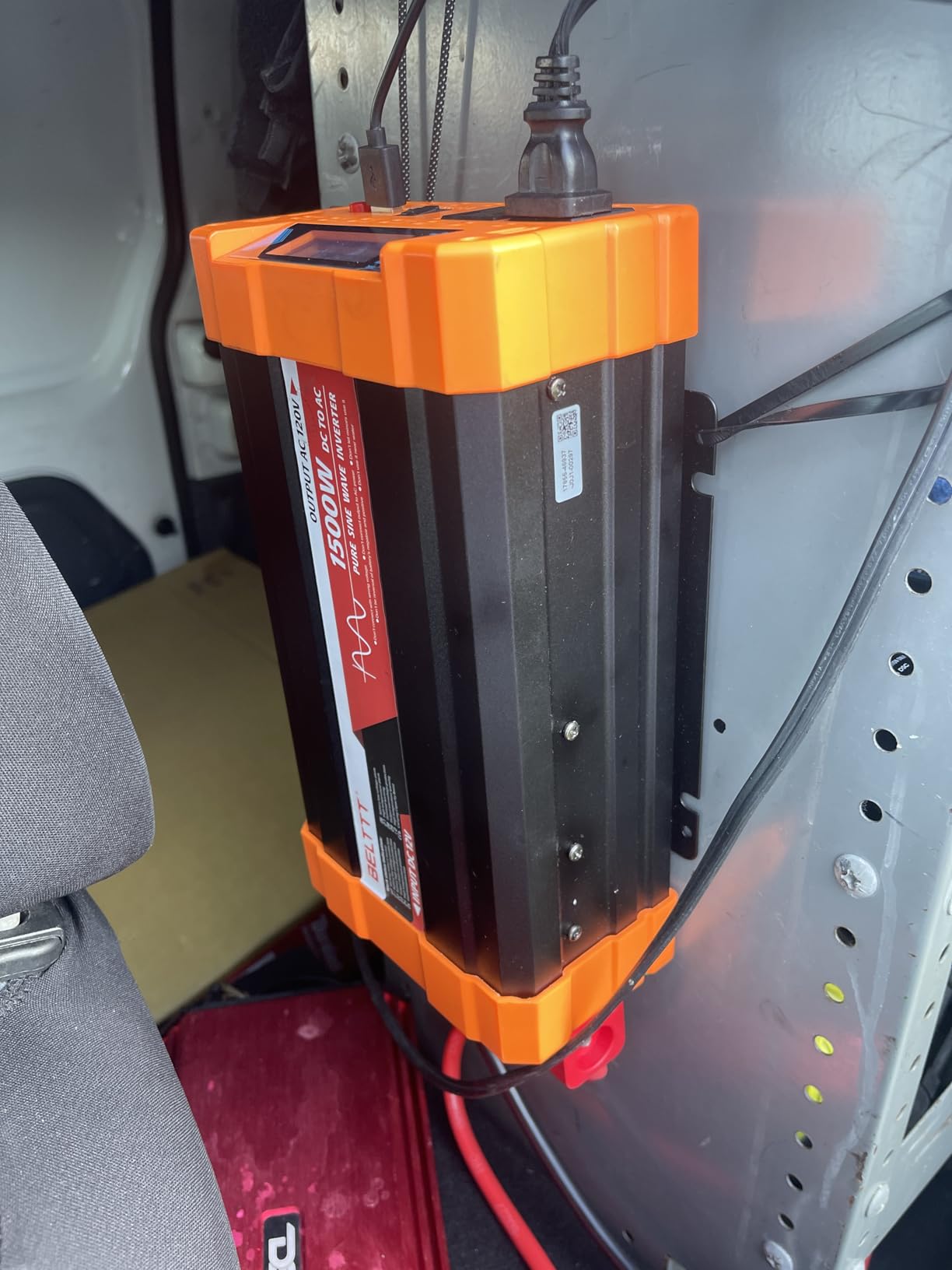 BELTTT 1500W Pure Sine Wave Inverter 12V to 120V AC, Inverter 12V to 110V Converter for Solar, Off-Grid, RV, Truck, Power Inverter with Dual AC Socket, 5V 2.1A USB, Surge 3000W, Smart LCD Display customer photo 2