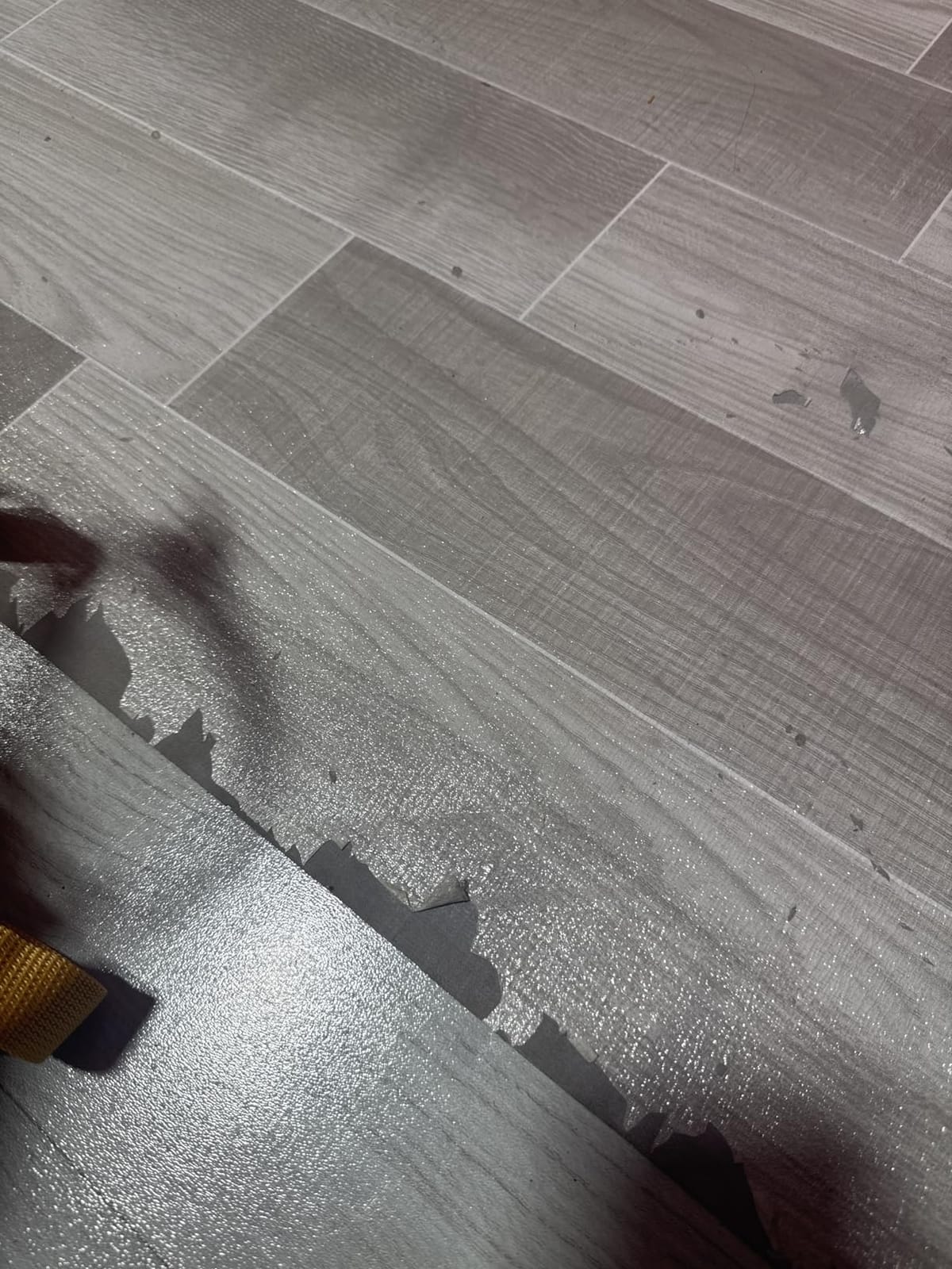 Oxdigi Vinyl Flooring Roll 53 sq.ft | 3'4