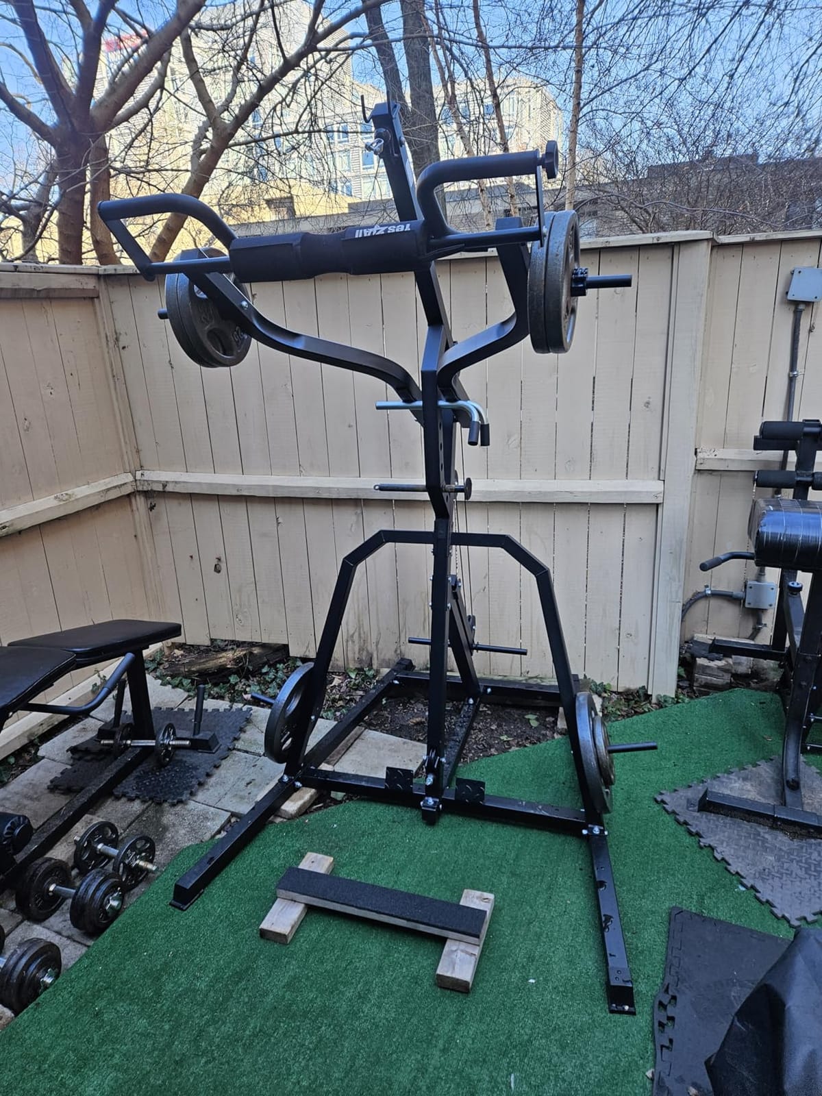 DONOW Leverage Gym Home Gym System Workout Station with LAT Pulldown | Upgraded Weight Plate Holder No Slide Off, Multi Function Squat Rack and Pulley System, US Team Service, 6 US Warehouses customer photo 1