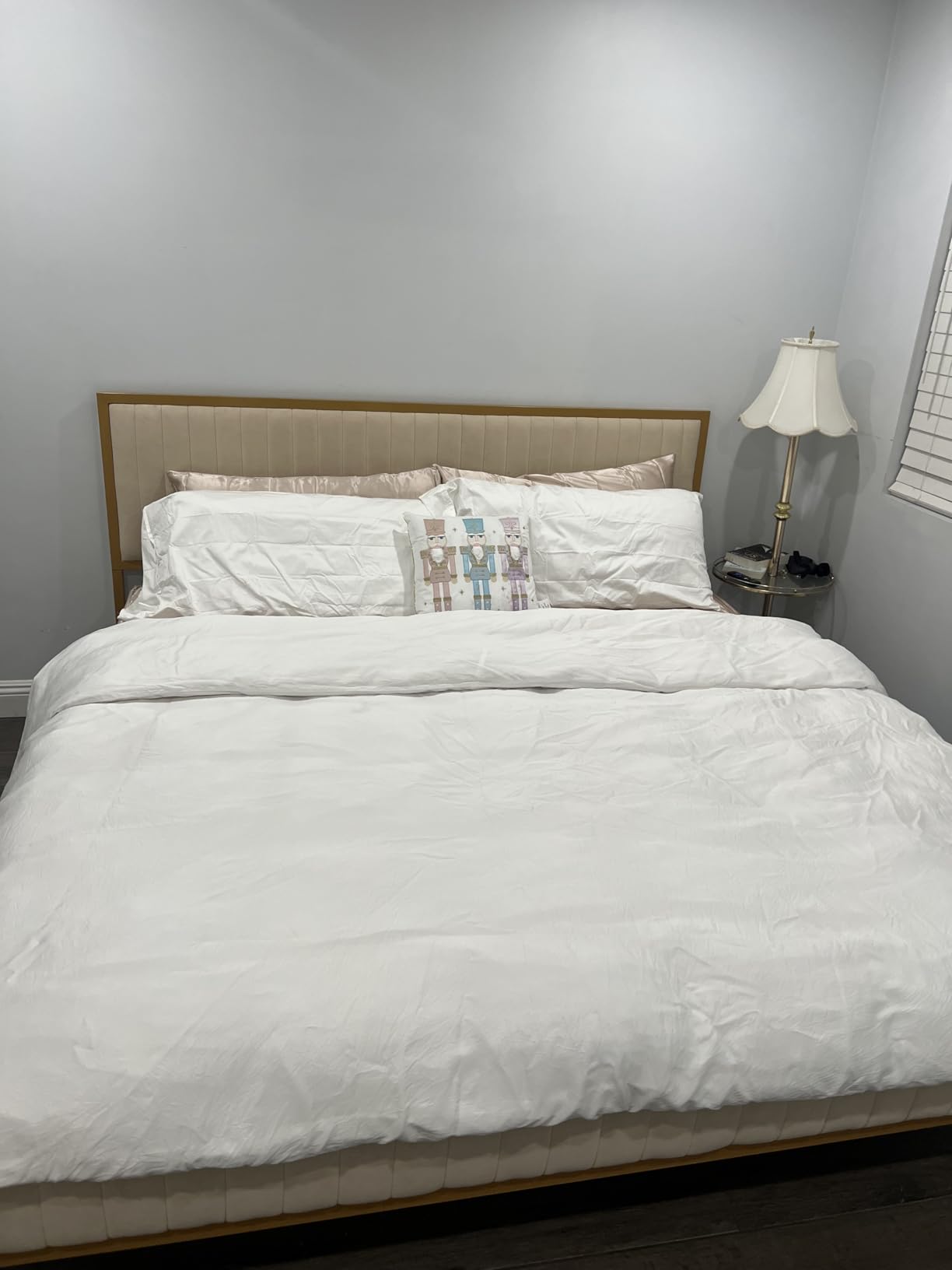 BPC Heavyweight Organic Feather Down Comforter Queen Size, Hotel-Luxury Extra Fluffy Duvet Insert with Cotton Cover and Puffy Feather Down Filling for Winter, Ivory White, 90x90 Inches customer photo 2