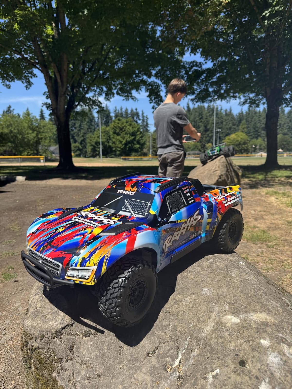 Traxxas Maxx Slash 1/8 Scale 6s Brushless 4X4 Short Course Truck customer photo 1