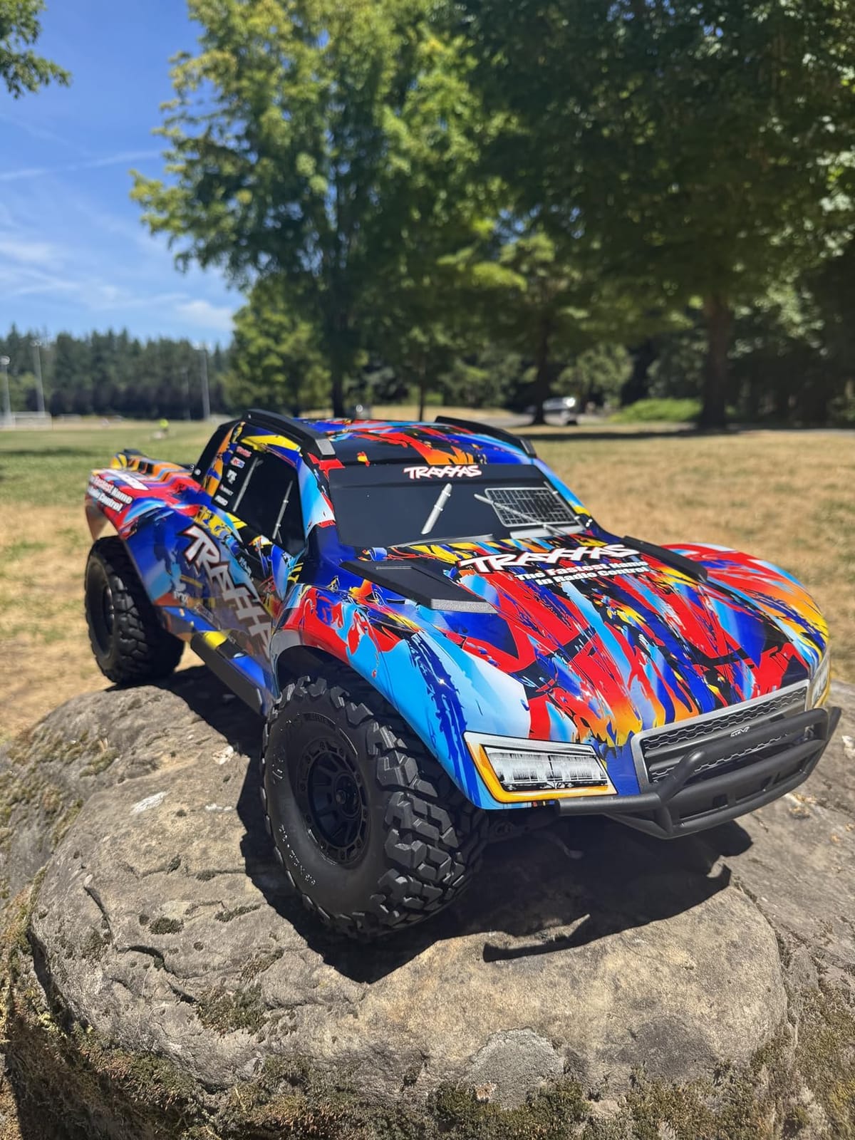 Traxxas Maxx Slash 1/8 Scale 6s Brushless 4X4 Short Course Truck customer photo 2