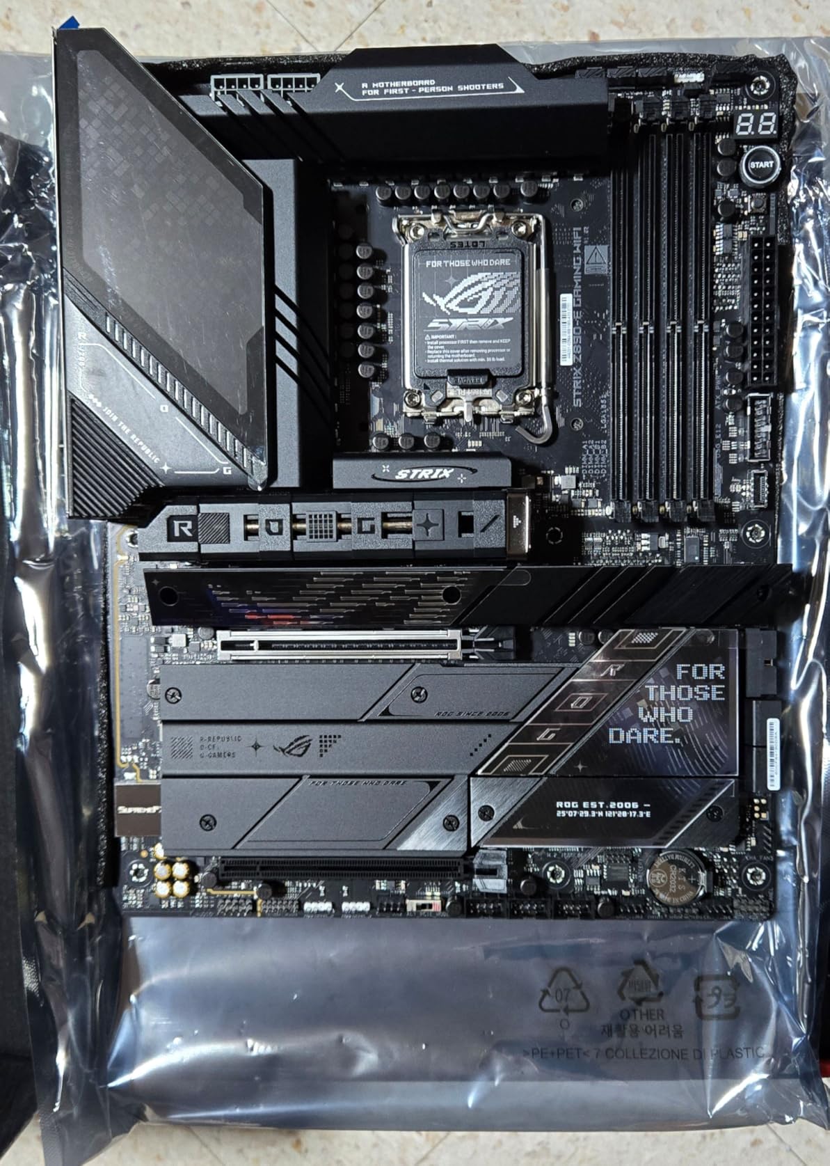 ASUS ROG Strix Z890-E Gaming WiFi Intel Z890 LGA 1851 ATX Motherboard, Advanced AI PC-Ready, 18+2+1+2 Stages, DDR5, WiFi 7, 7X M.2, Thunderbolt 4, USB Type-C, AI Overclocking, Cooling & Networking customer photo 2