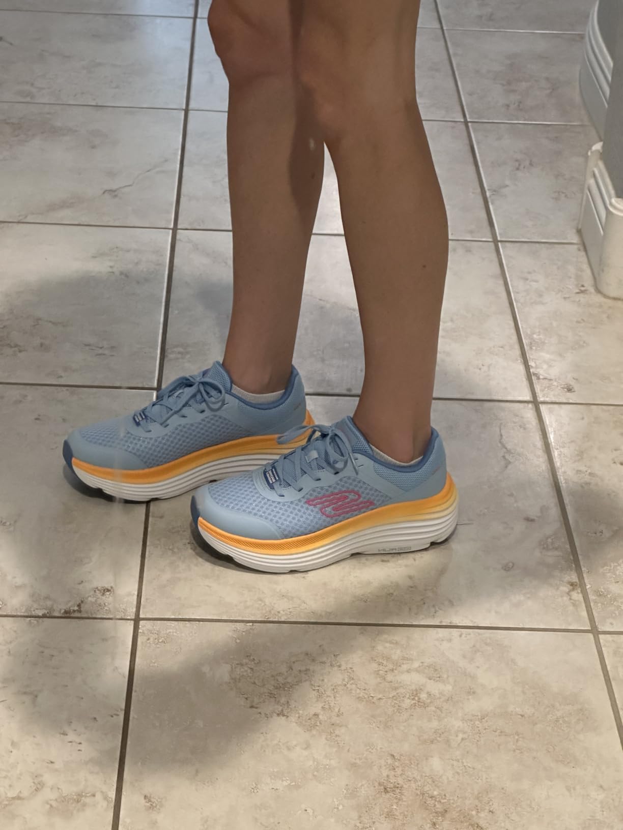 Skechers Women's Max Cushioning Endeavour | Max Cushioning, Air-Cooled Goga Mat Insole, Ultra Light Midsole, Breathable Mesh Upper, Machine Washable customer photo 1