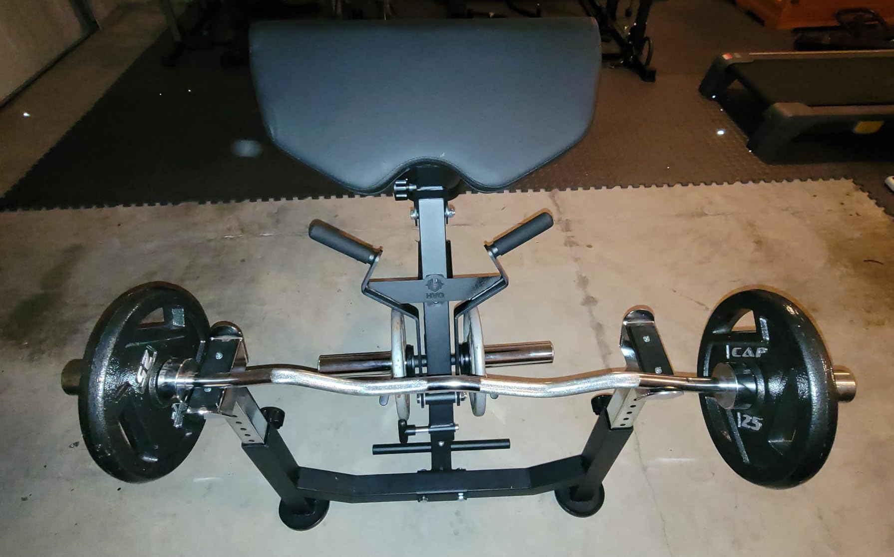 HVO Preacher Curl Machine: 4-in-1 Preacher Curl Bench Bicep Arm Curl, Attachment Barbell Dumbbell Curl Bench for Weight Lifting Home Gym Workout Equipment customer photo 1