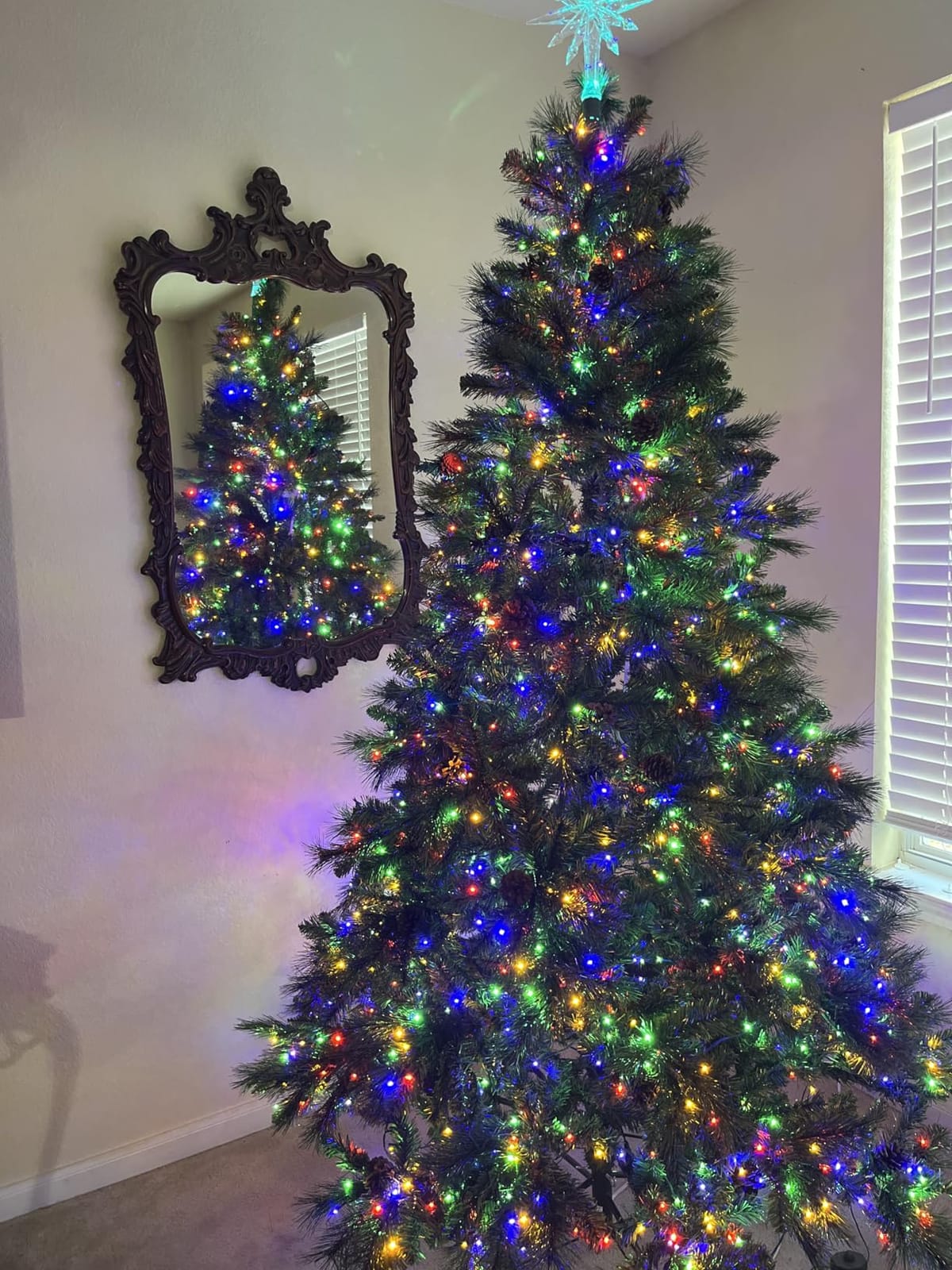 Best Choice Products 7.5ft Pre-Lit Scotch Pine Christmas Tree, Premium Pre-Decorated Artificial Holiday Decor w/ 1,320 Branch Tips, 2-in-1 White and Multicolor LED Lights, Cordless Setup customer photo 1