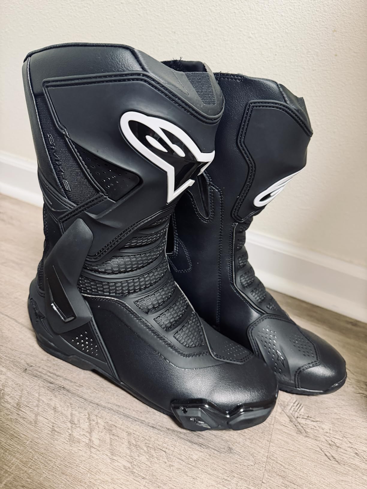 SMX-6 V3 Motorcycle Boots, High-Speed Protection & Comfort - CE Certified, Replaceable Toe Sliders, Enhanced Ankle Protection, Breathable & Lightweight Design customer photo 1