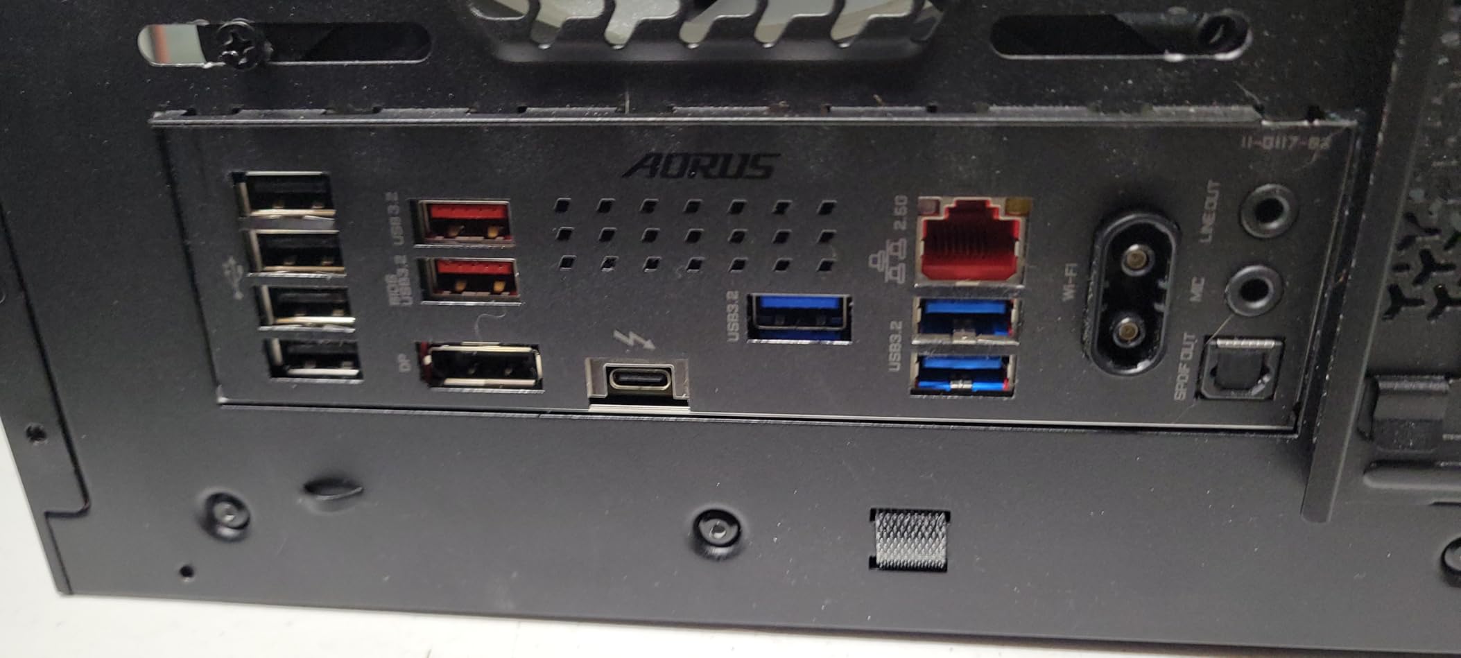 Z890 AORUS Elite WIFI7 Intel Core Ultra (Series 2) LGA 1851 Motherboard, ATX, DDR5, 4X M.2, PCIe 5.0, Thunderbolt 4, 2.5GbE LAN, EZ-Latch customer photo 1