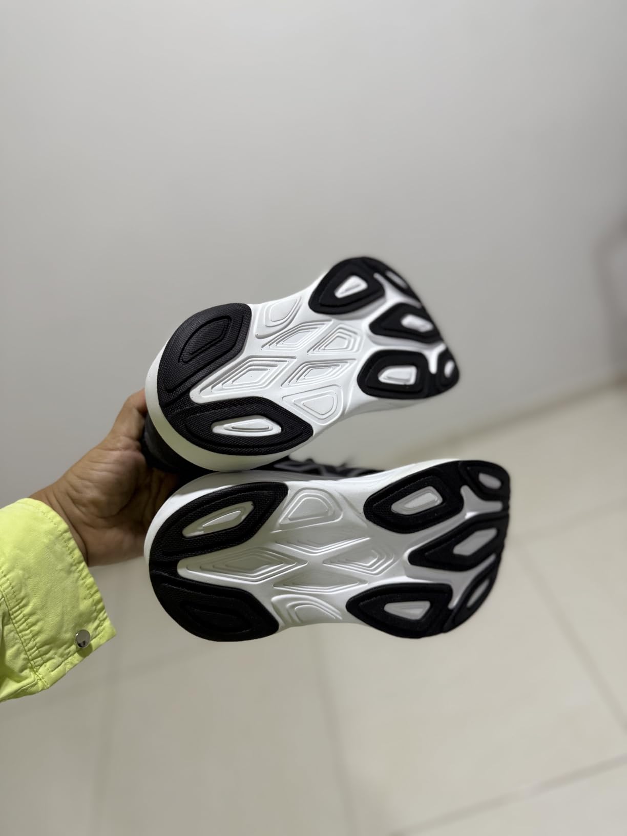 Women's Fresh Foam X More V6 customer photo 1