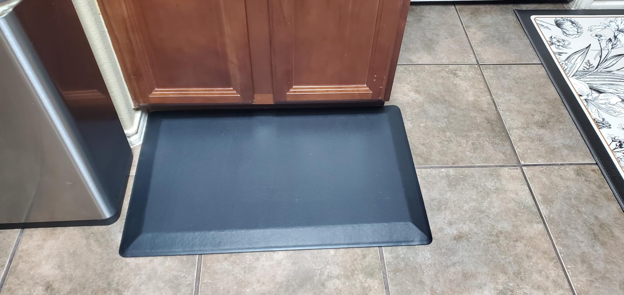 Tyrot Extra Thick Anti Fatigue Mat for Kitchen Floor, 20x32, Black - 9/10 Inch Thick, Cushioned Standing Desk Mat, Memory Foam Ergonomic, Non-Slip Comfort Waterproof Rug for Office, Sink, Garage customer photo 1