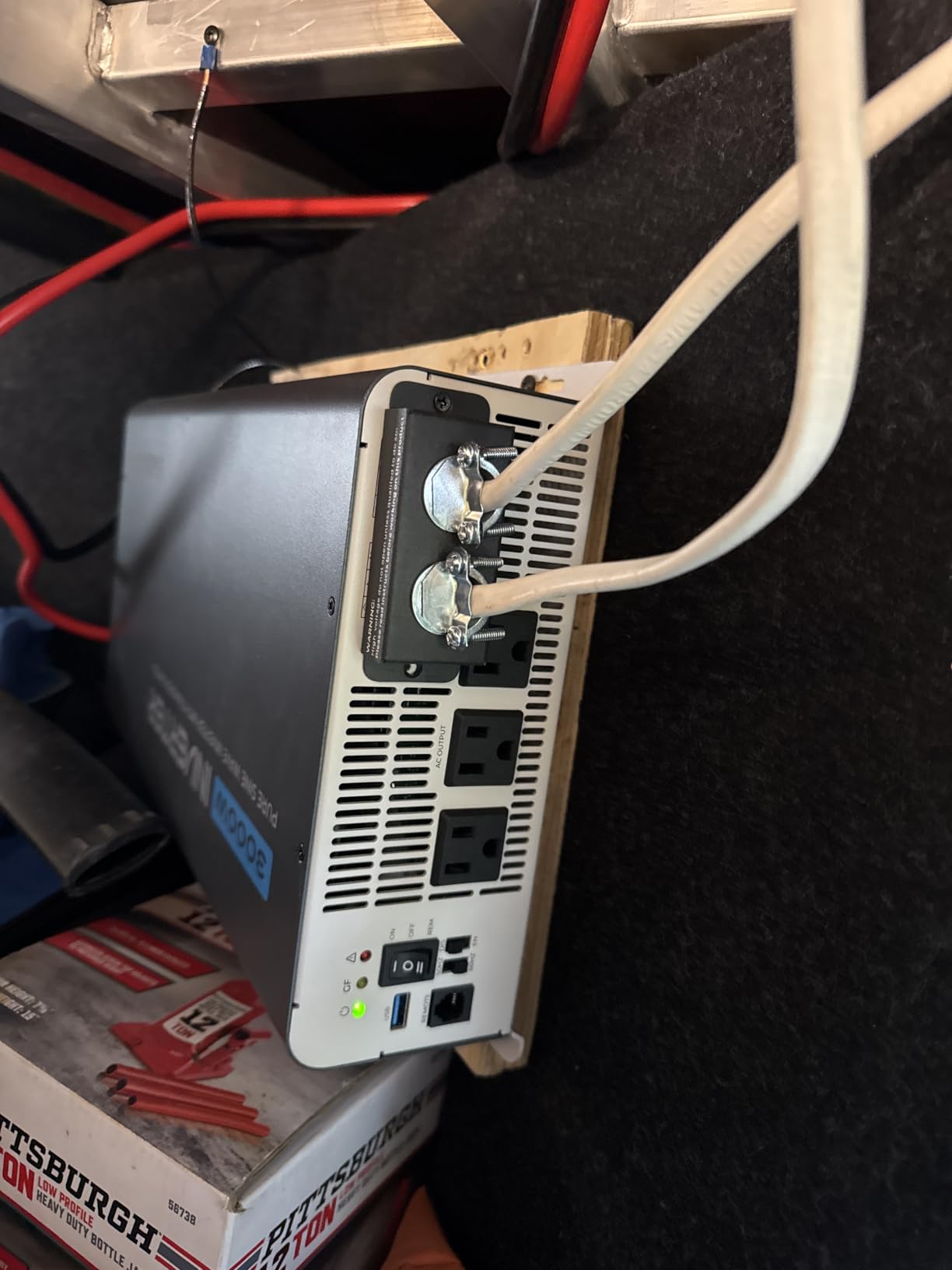 Renogy Inverter PUH, 3000W Pure Sine Wave Power Inverter with UPS Transfer Switch & Bluetooth, 12V DC to 120V AC Converter for RV, Truck, Home, Camping - 6000W Surge Power, Remote Monitoring customer photo 2