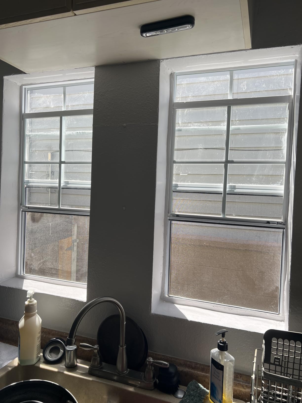 Melkus 2 Pack Shed Windows, 18