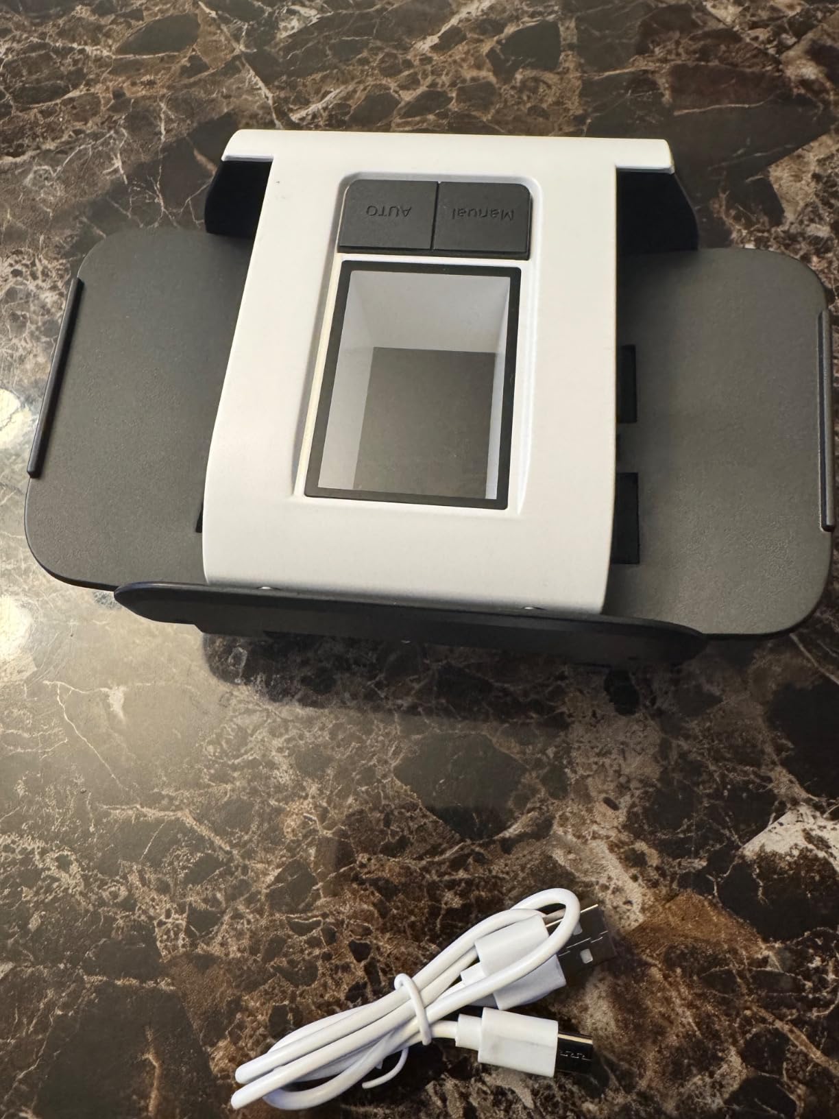 ADZERD Automatic Card Shuffler for Seniors, Rechargeable One Press, Quiet Electric Shuffle Machine for Family Games and Poker Night, White customer photo 1