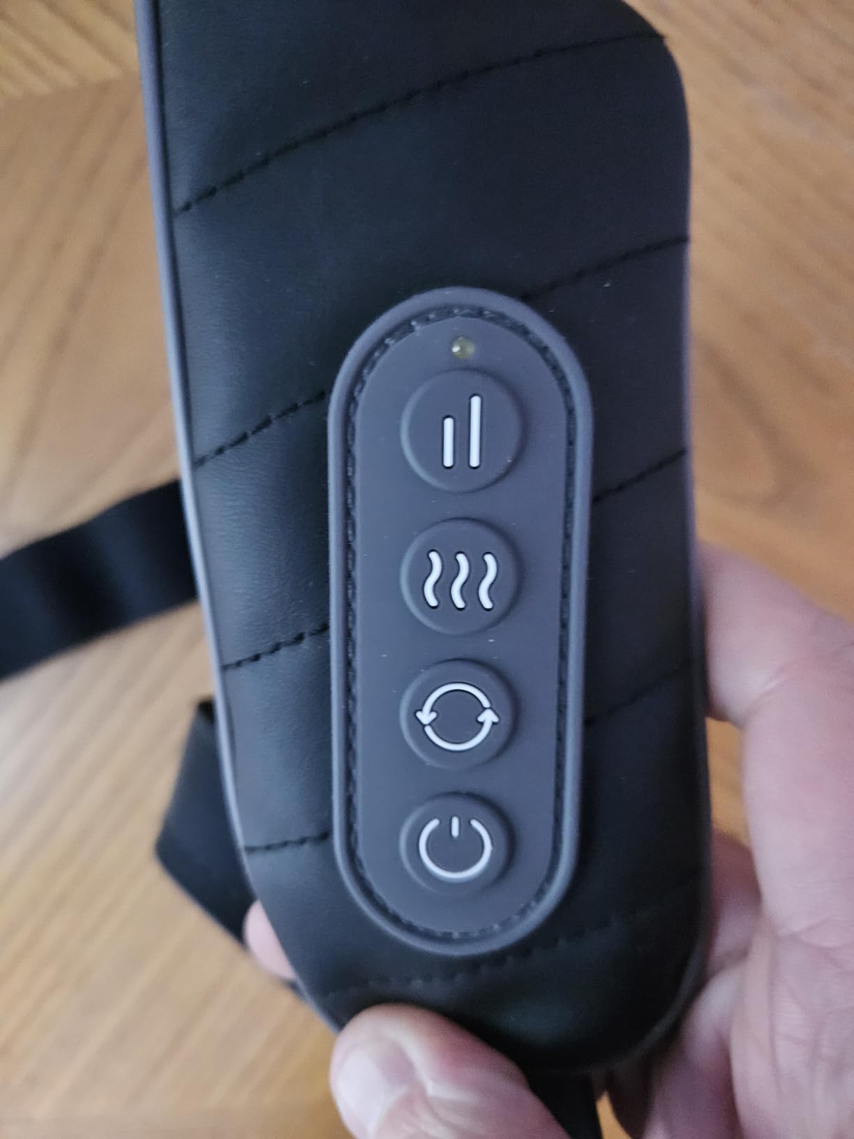 COMFIER Hands-Free Neck and Shoulder Massager with Heat, Cordless 4D Shiatsu Deep Kneading Massager, Rechargeable Upper Back & Trapezius Massage for Home, Office customer photo 2