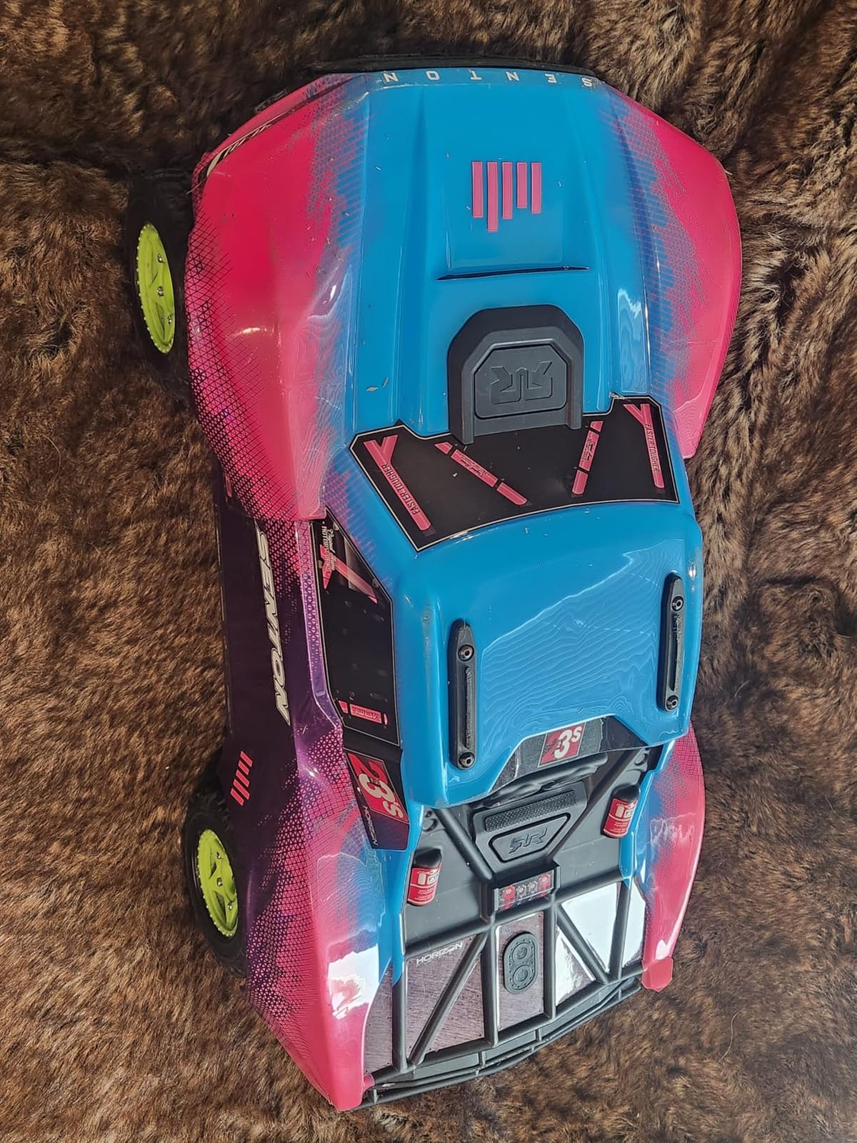 ARRMA 1/10 SENTON 4X4 223S BLX Brushless Short Course Truck RTR, Red, ARA4303V4T2 customer photo 1